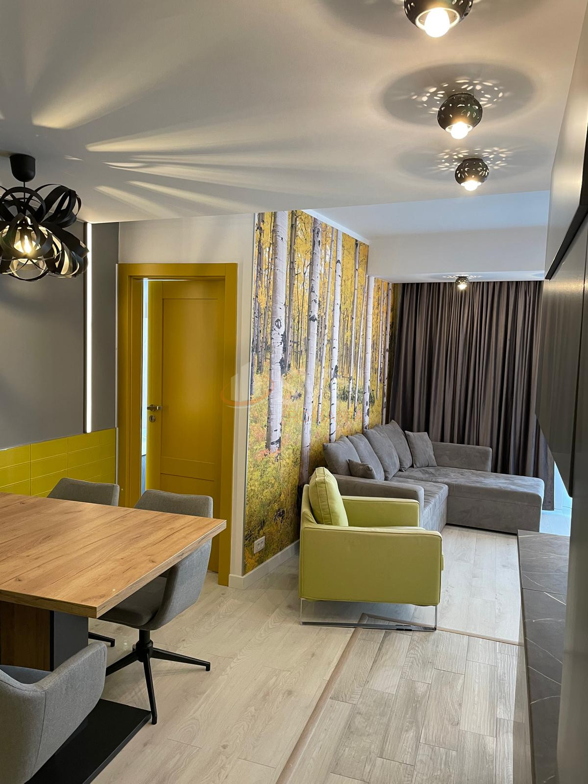 3 camere cu loc parcare subteran inclus Bucuresti/Calea Victoriei