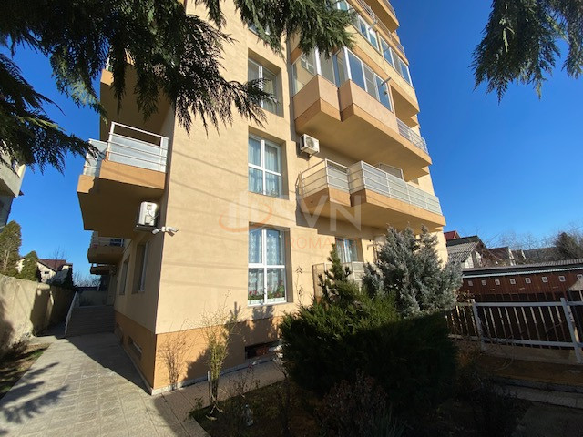 3 camere cu loc parcare subteran inclus Bucuresti/Pipera