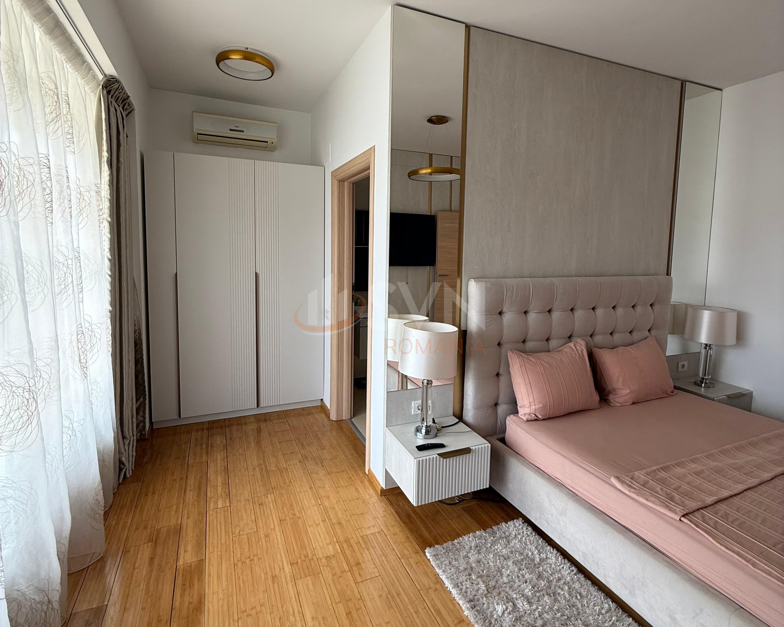 3 camere cu loc parcare subteran inclus Bucuresti/Herastrau