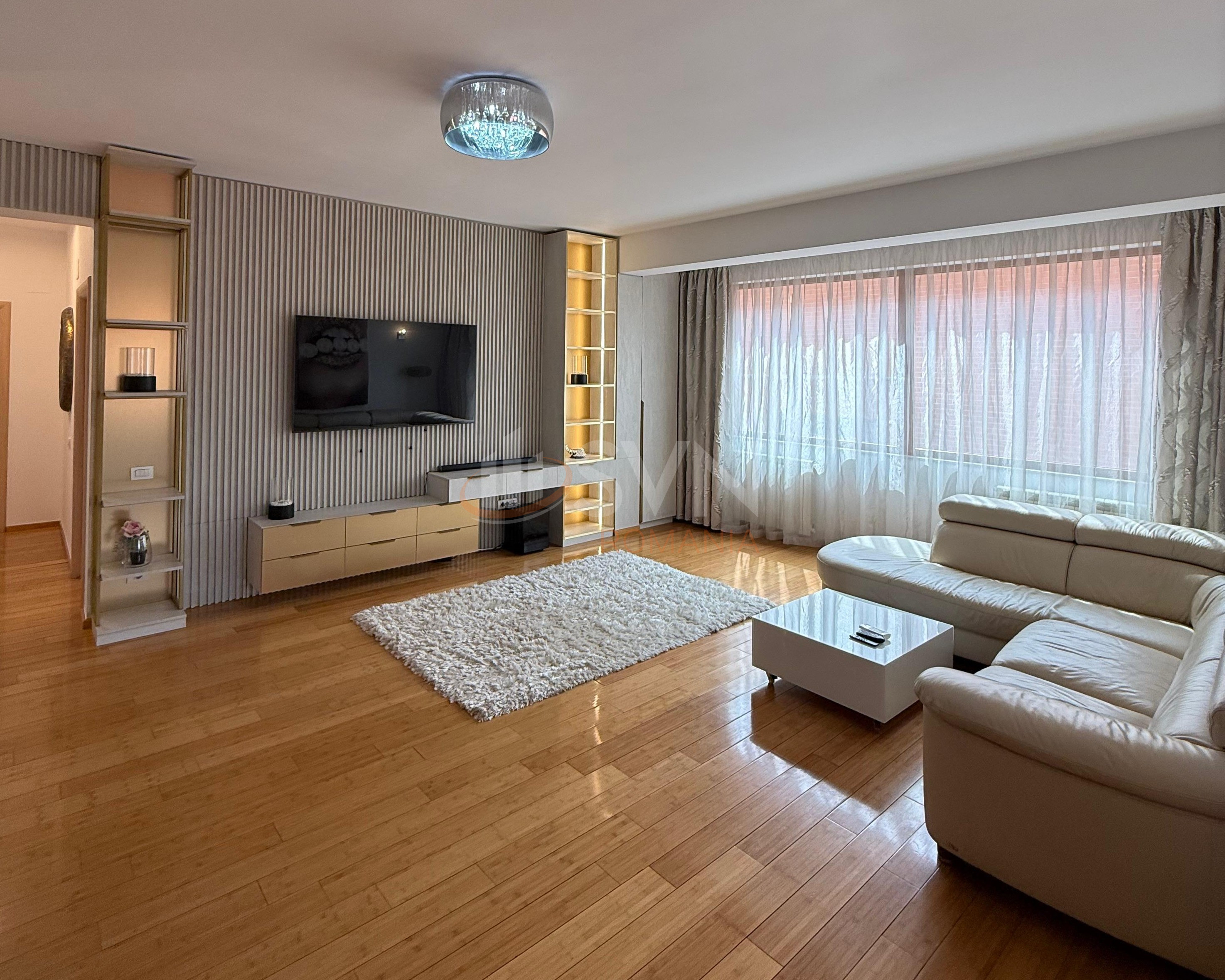 3 camere cu loc parcare subteran inclus Bucuresti/Herastrau