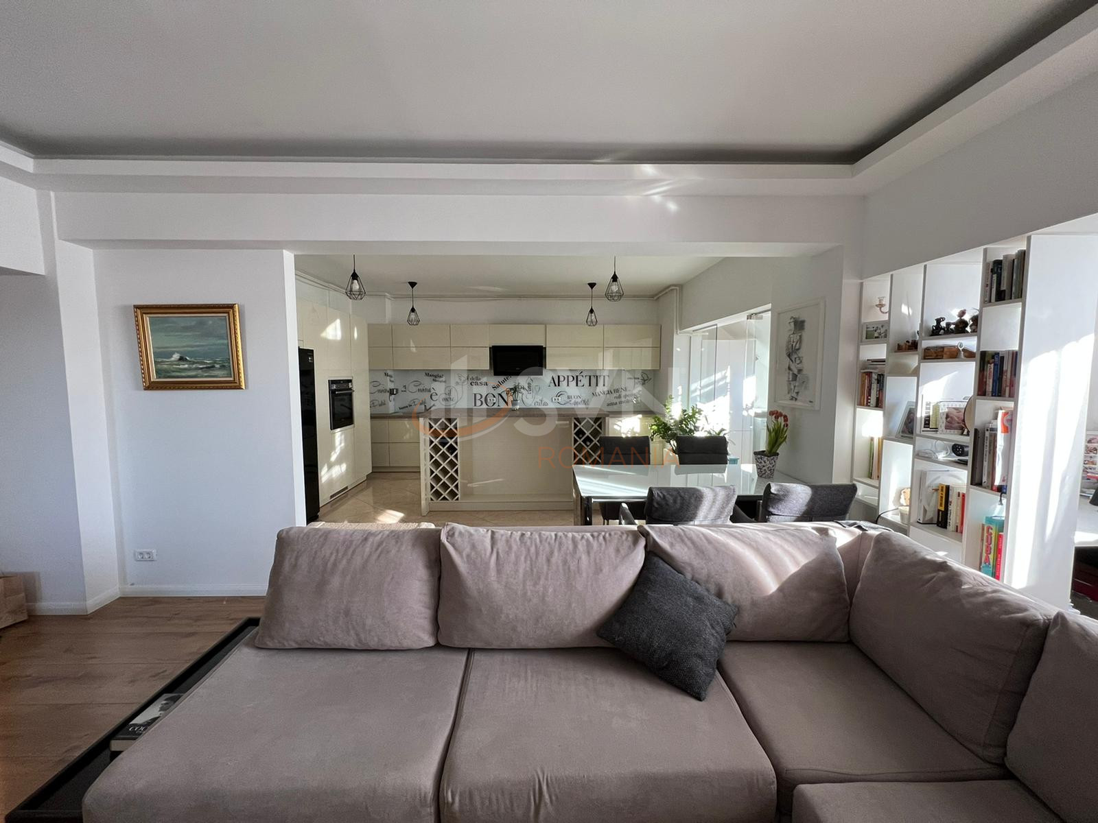 3 camere cu loc parcare subteran inclus Bucuresti/Stefan Cel Mare