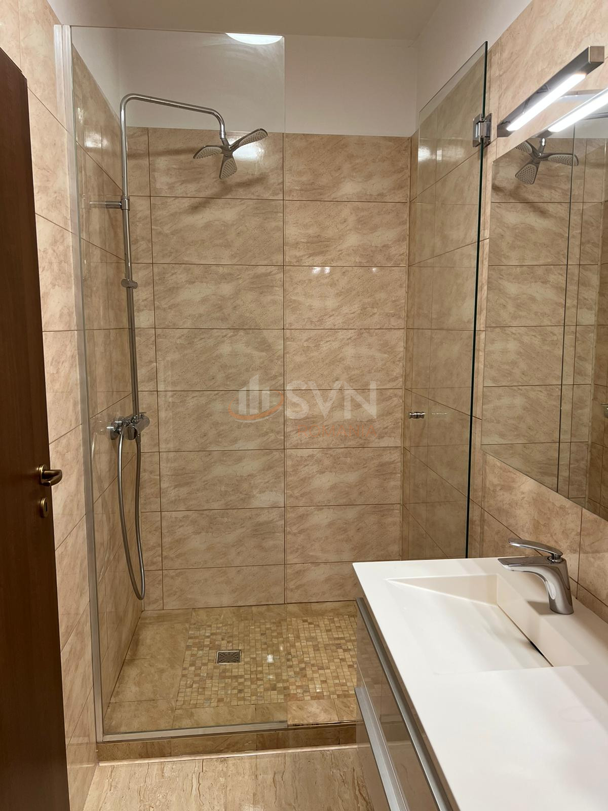 3 camere cu loc parcare subteran inclus Bucuresti/Stefan Cel Mare