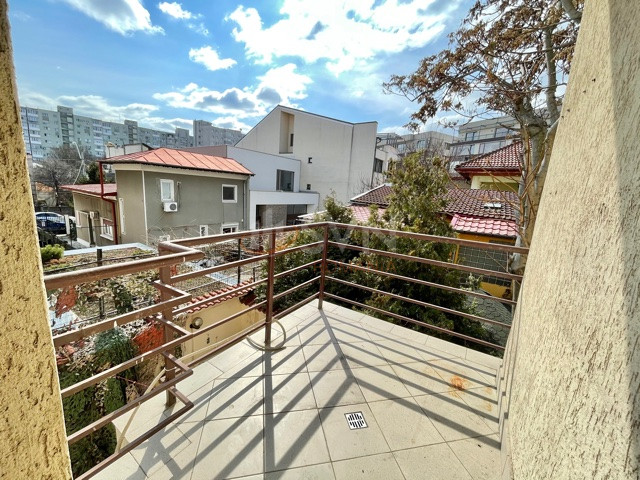 3 camere cu loc parcare subteran inclus Bucuresti/Domenii