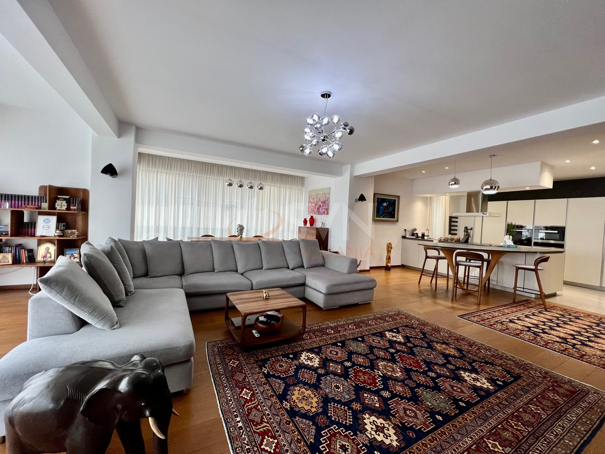 3 camere cu loc parcare subteran inclus Bucuresti/Barbu Vacarescu