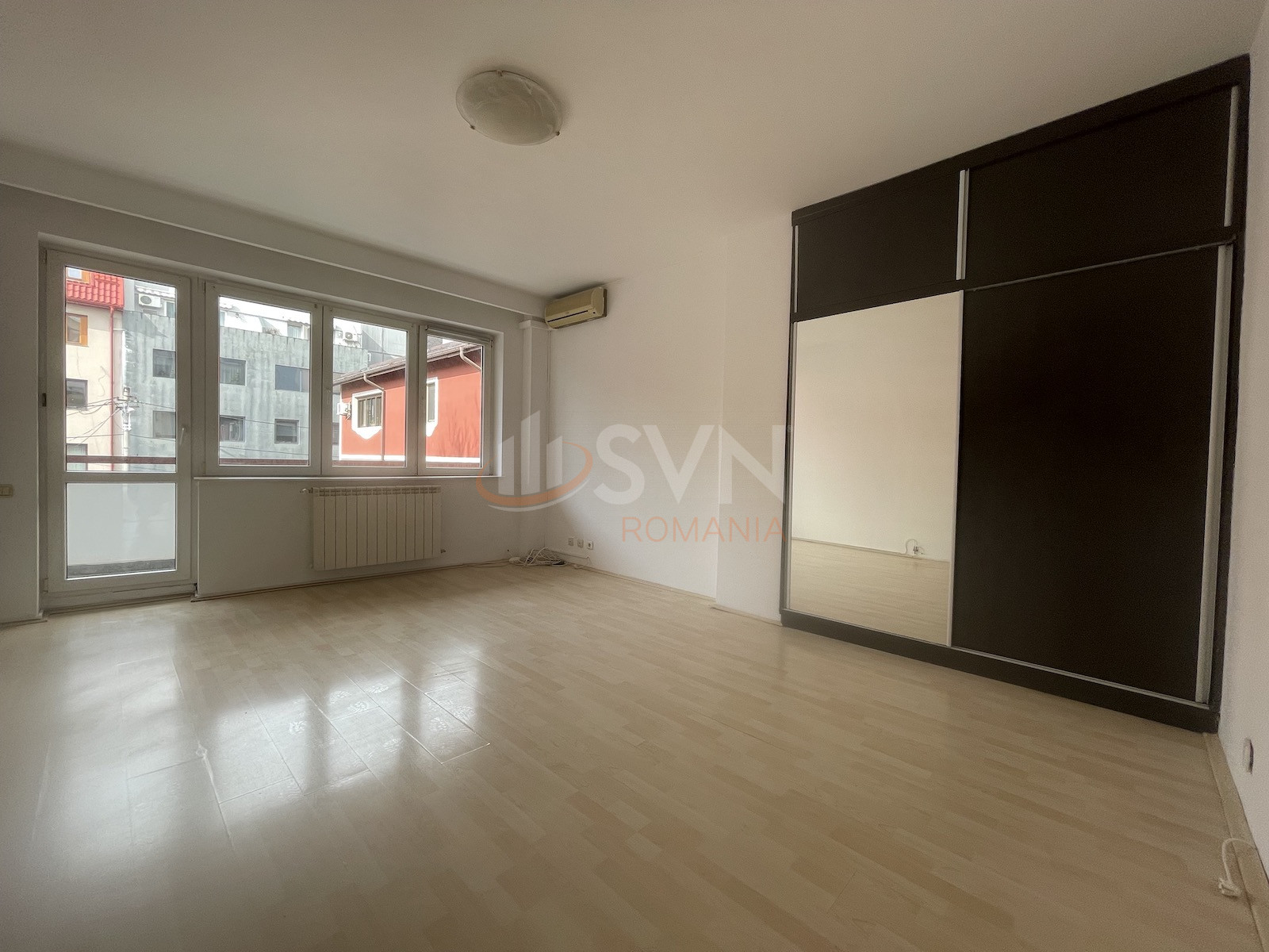 3 camere cu loc parcare subteran inclus Bucuresti/Dorobanti