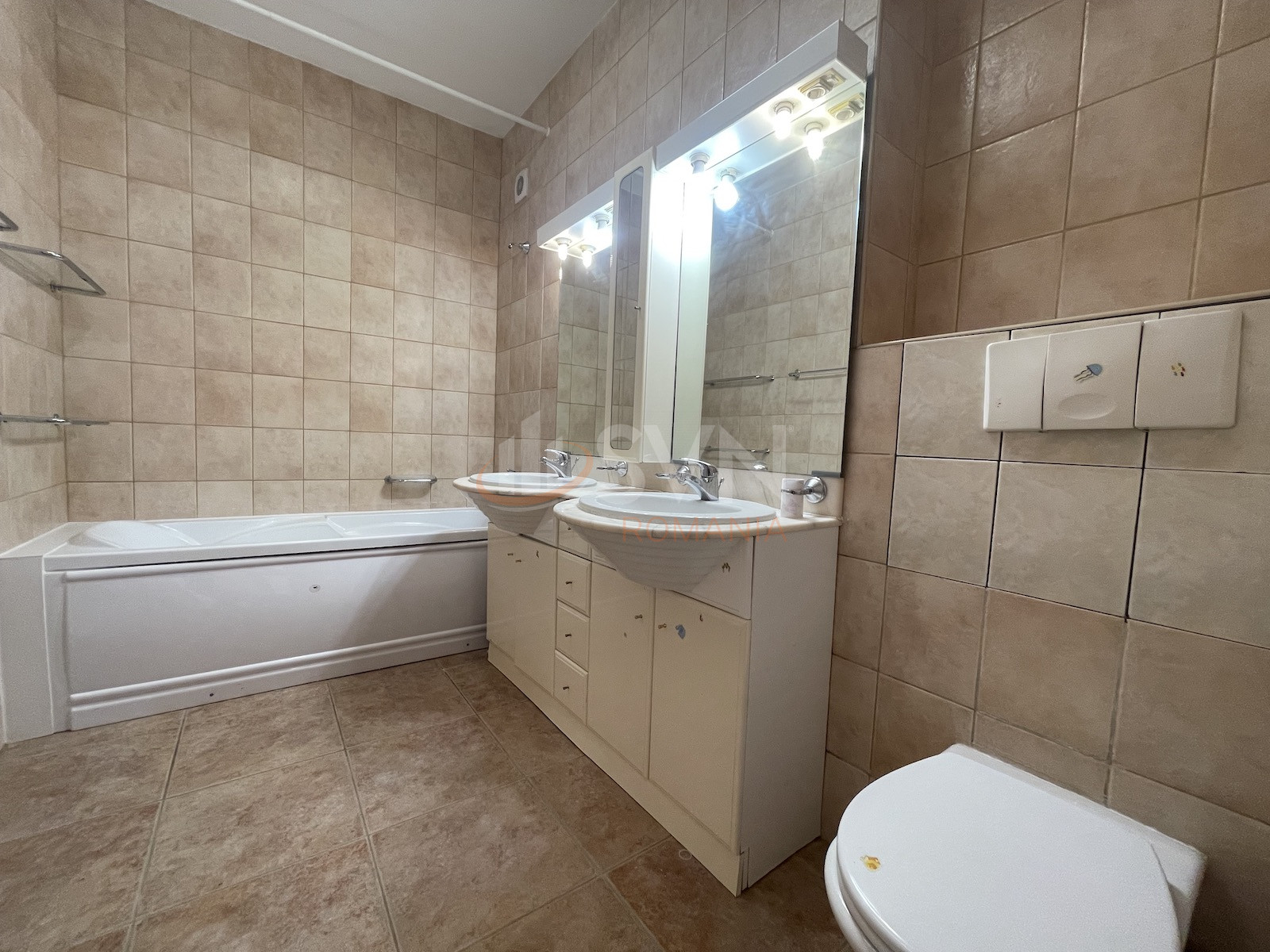 3 camere cu loc parcare subteran inclus Bucuresti/Dorobanti