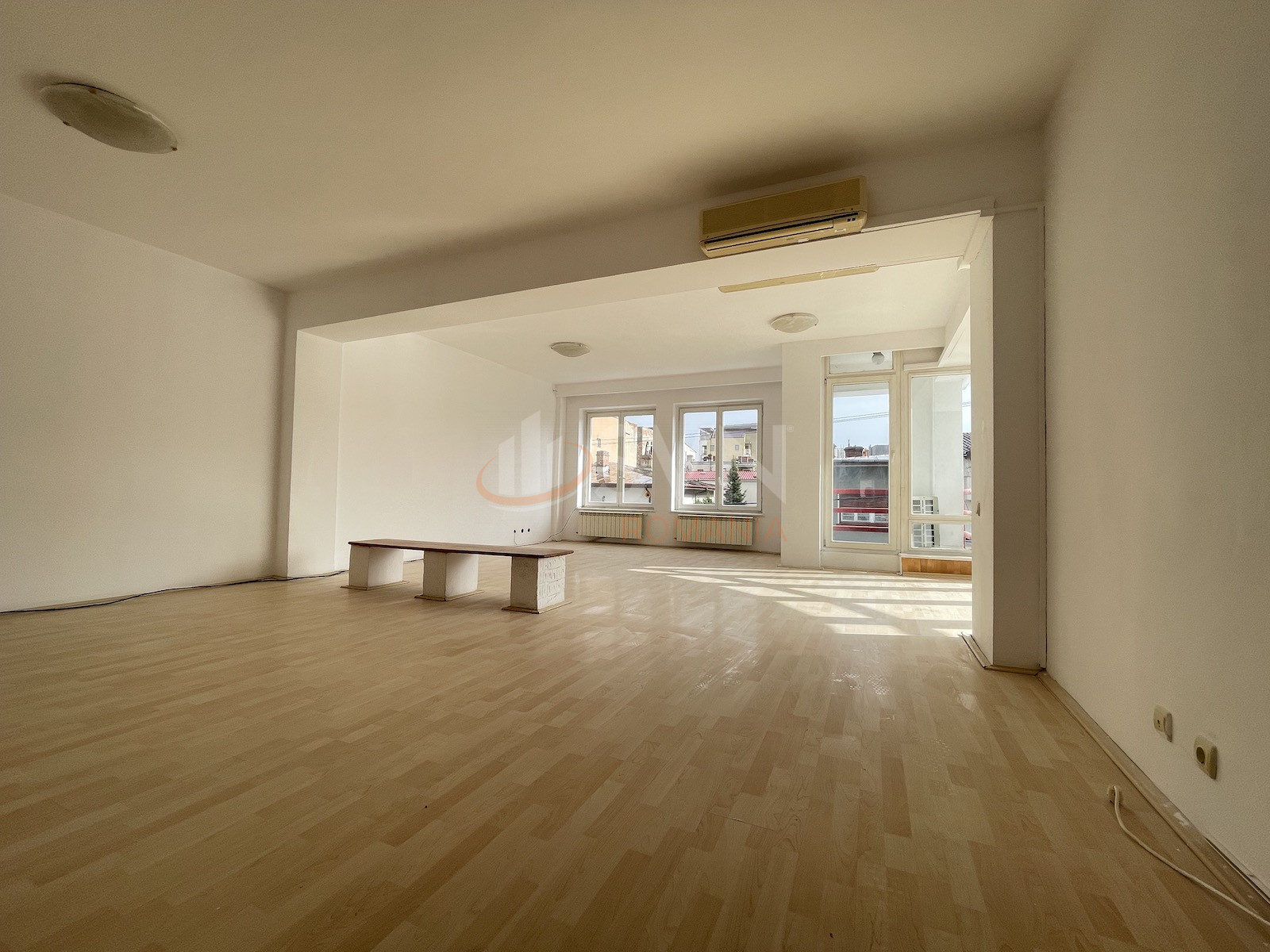 3 camere cu loc parcare subteran inclus Bucuresti/Dorobanti