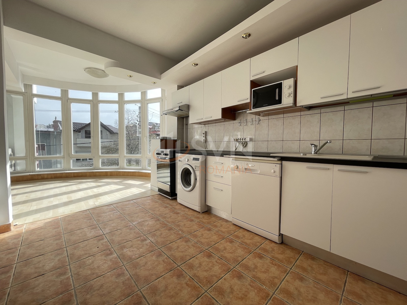 3 camere cu loc parcare subteran inclus Bucuresti/Dorobanti