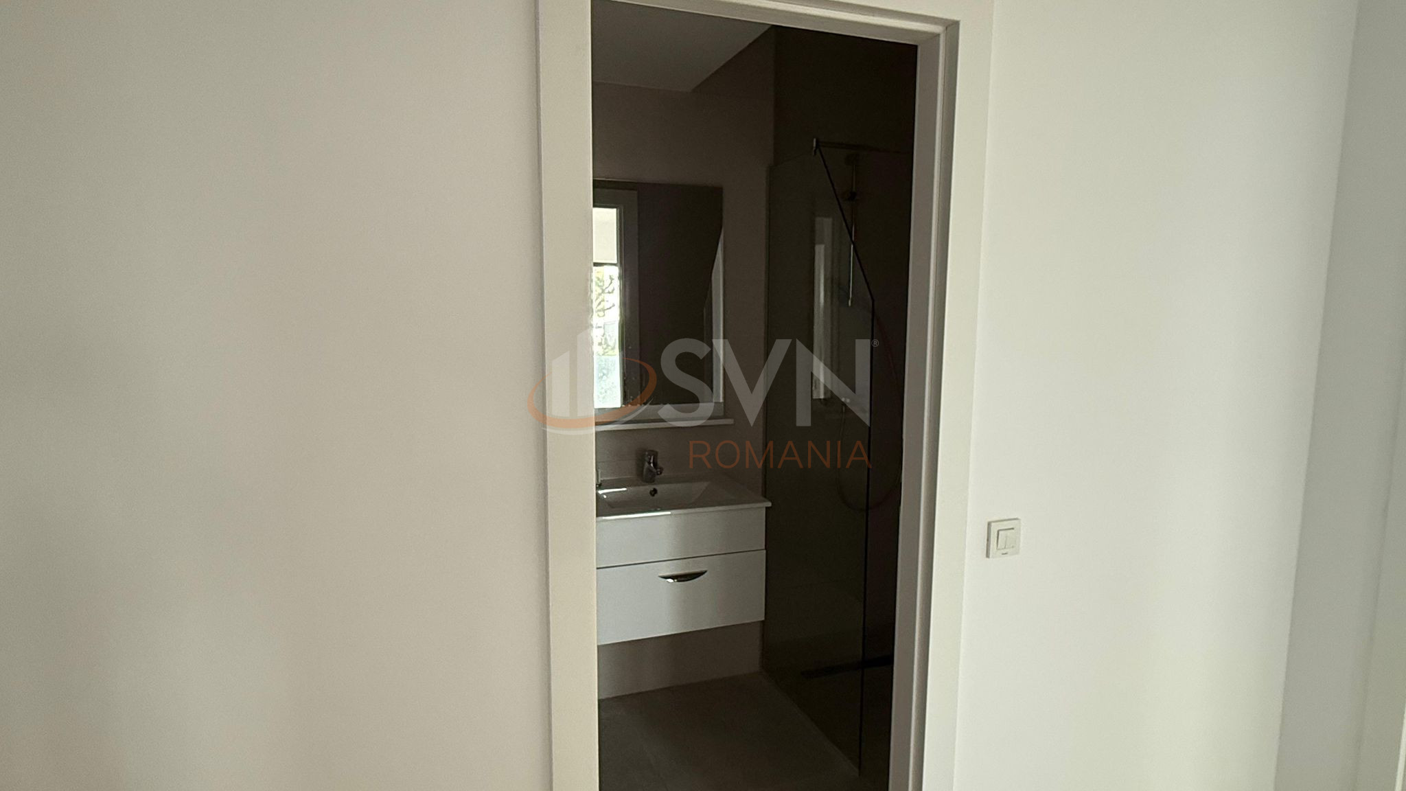 3 camere cu loc parcare subteran inclus Bucuresti/Pipera