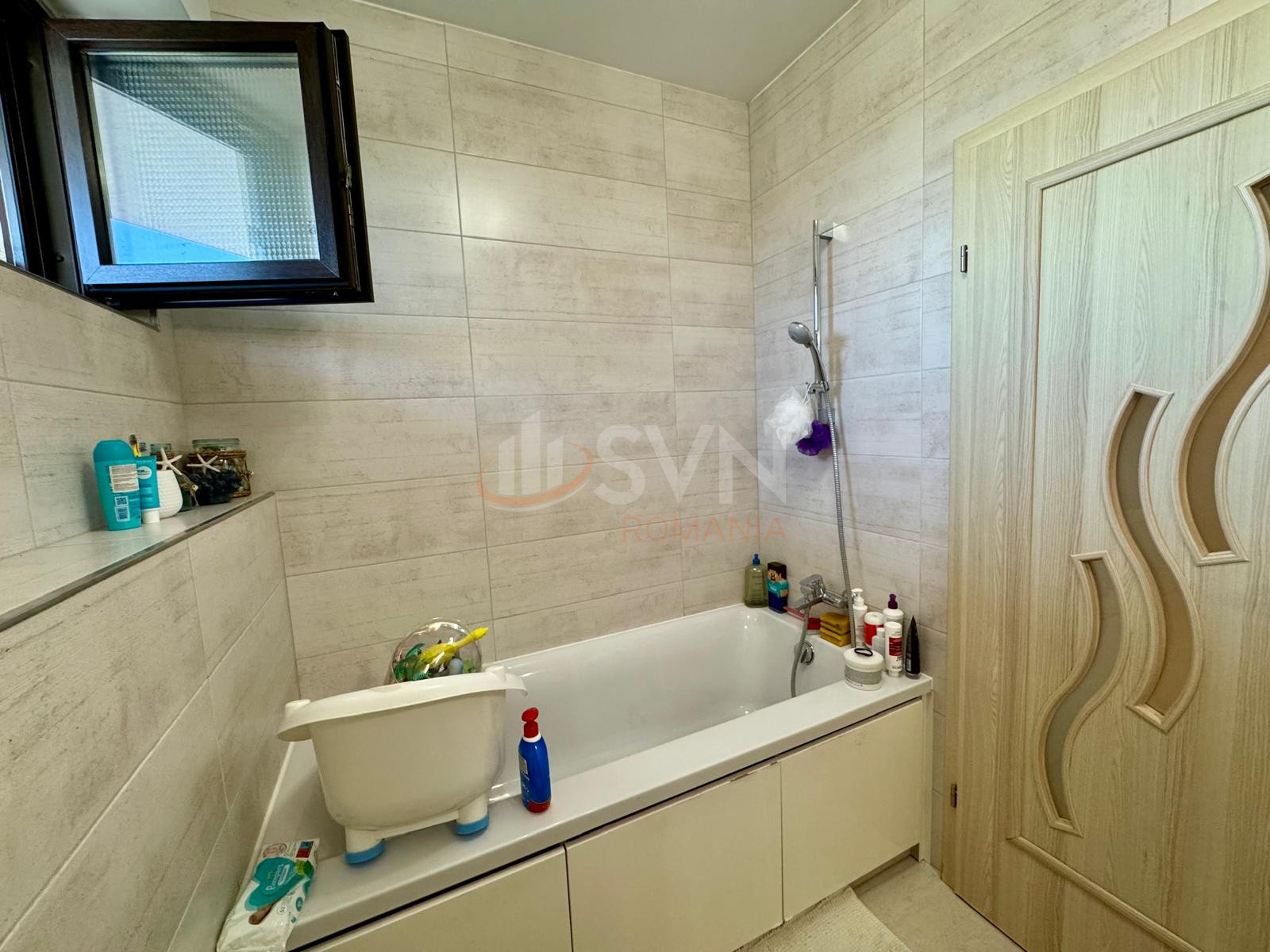 3 camere cu loc parcare subteran inclus Bucuresti/Damaroaia