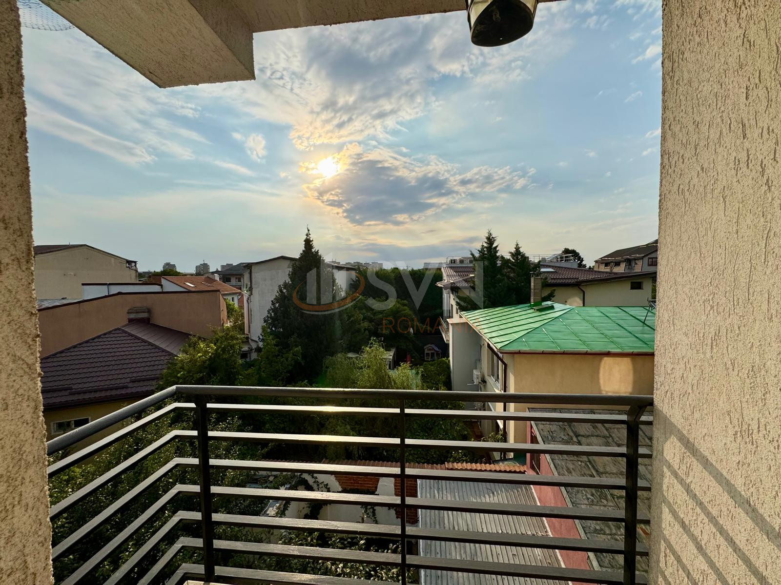 3 camere cu loc parcare subteran inclus Bucuresti/Damaroaia