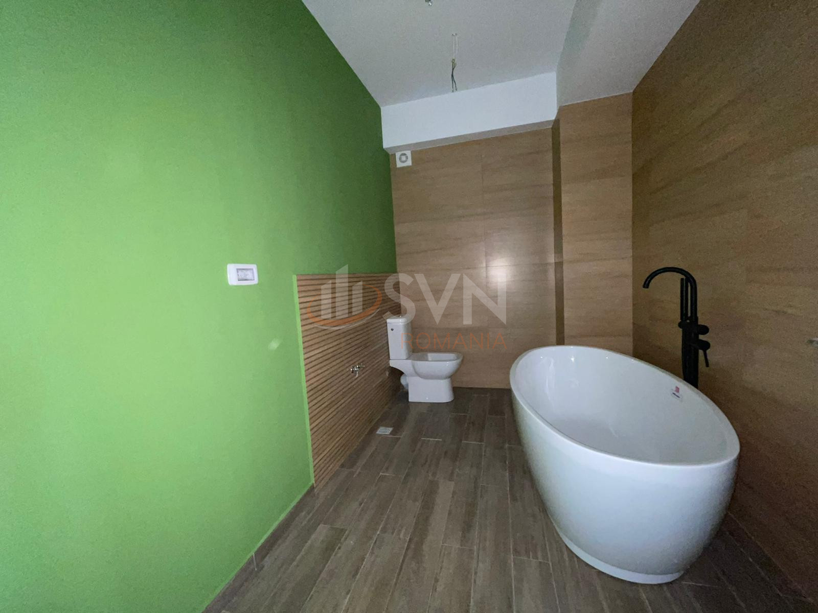 3 camere cu loc parcare subteran inclus Bucuresti/Sisesti