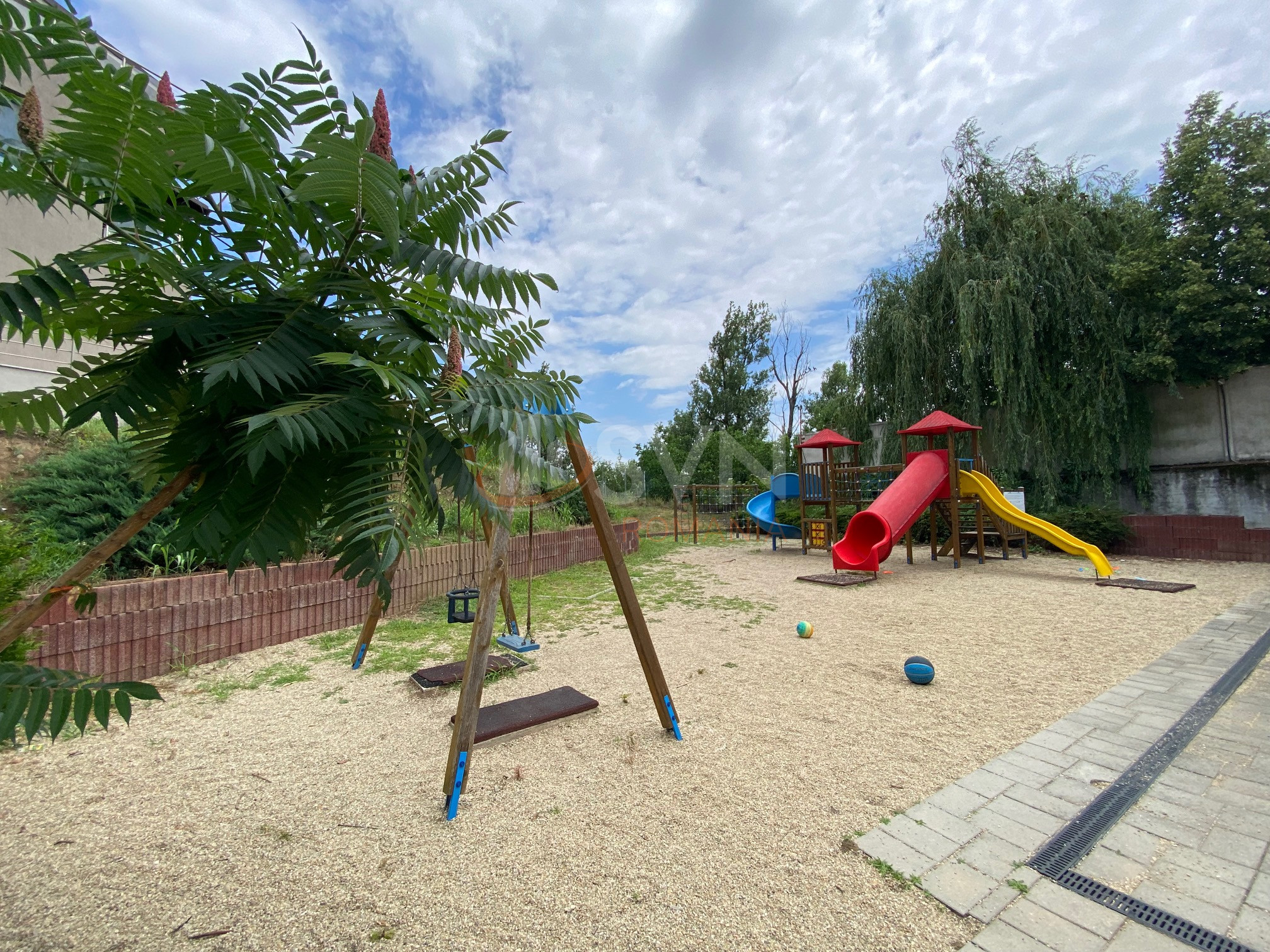 3 camere cu loc parcare subteran inclus Bucuresti/Pipera