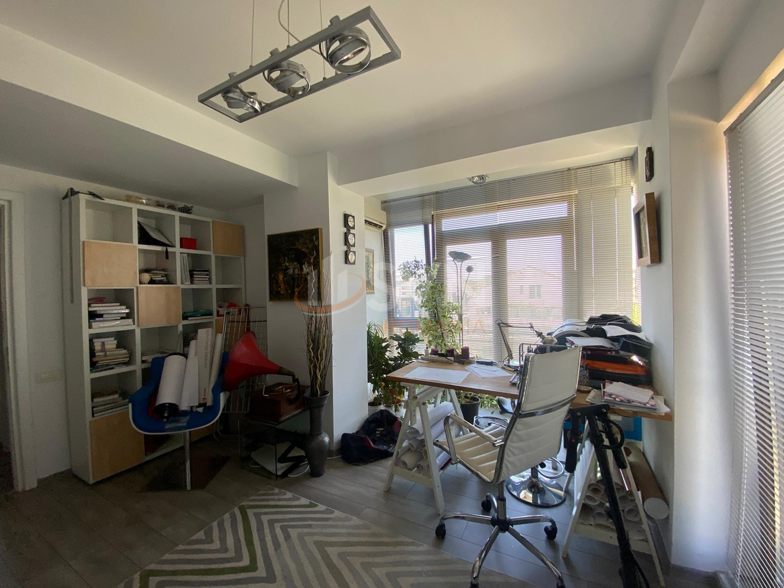 3 camere cu loc parcare subteran inclus Bucuresti/Sisesti