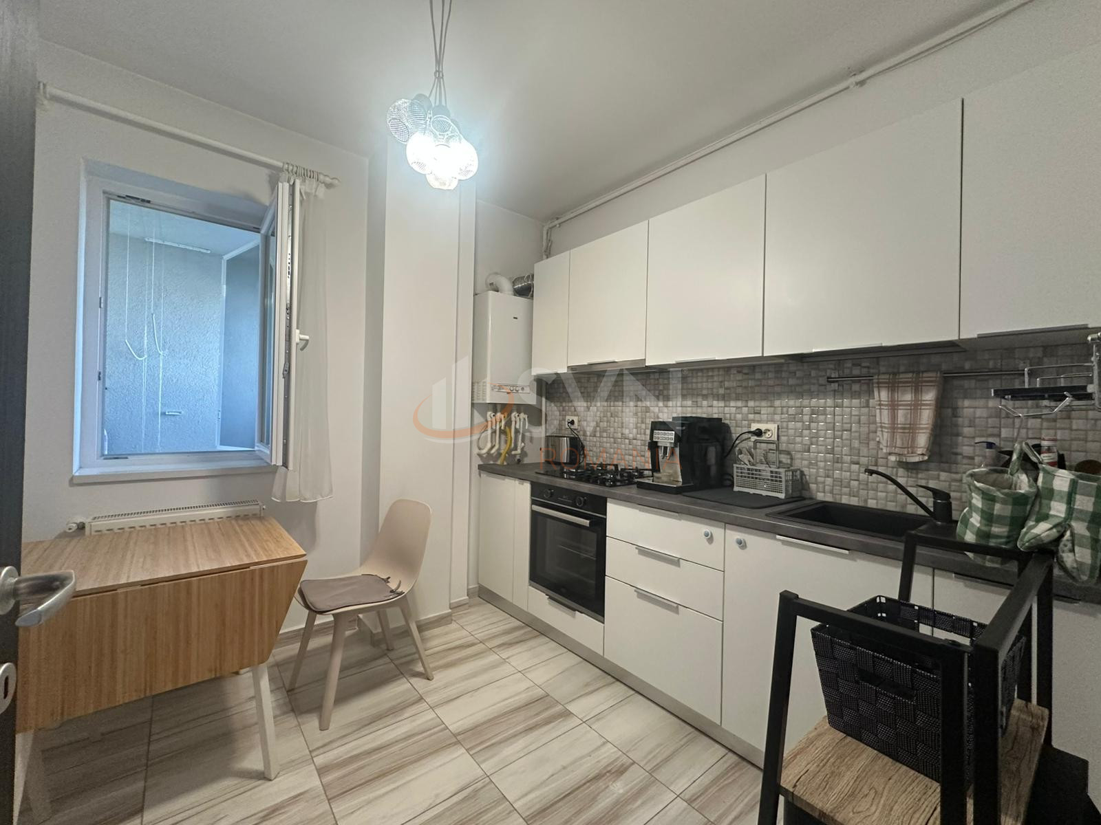 3 camere cu loc parcare subteran inclus Bucuresti/Pacii