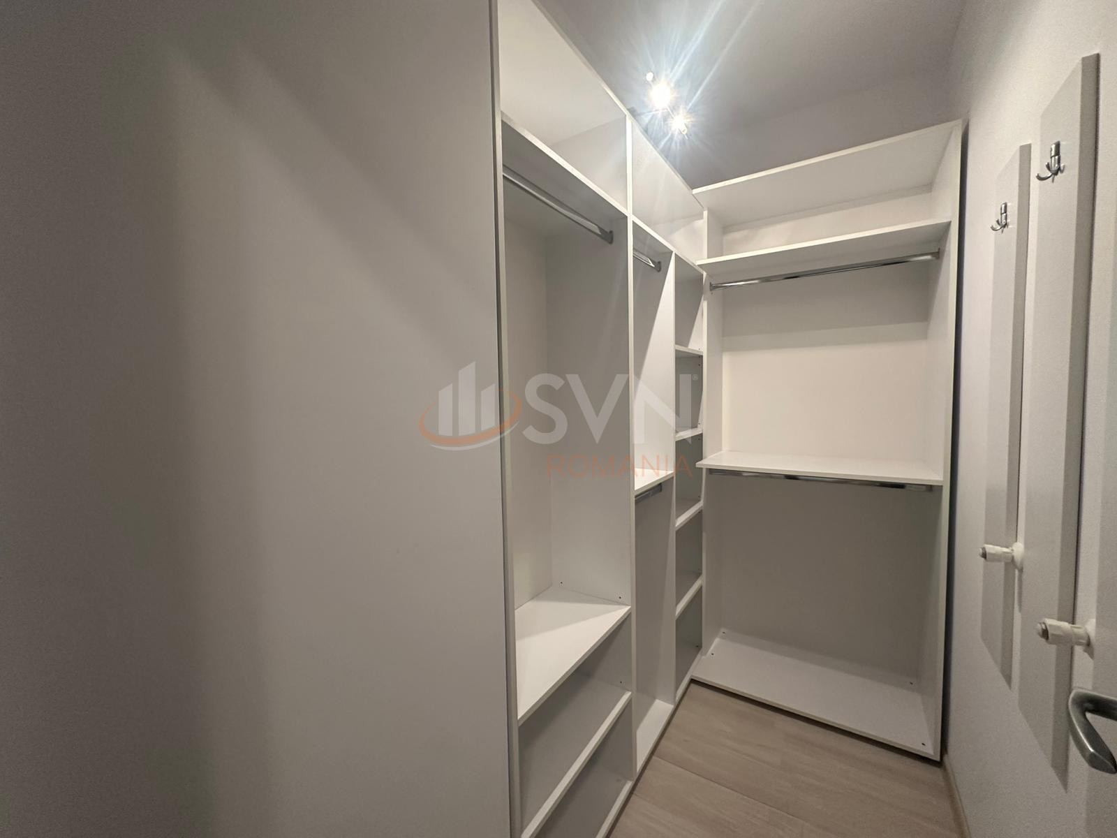 3 camere cu loc parcare subteran inclus Bucuresti/Pacii