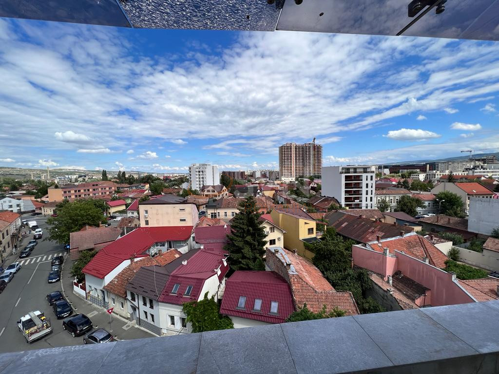 3 camere cu loc parcare subteran inclus Cluj/Semicentral