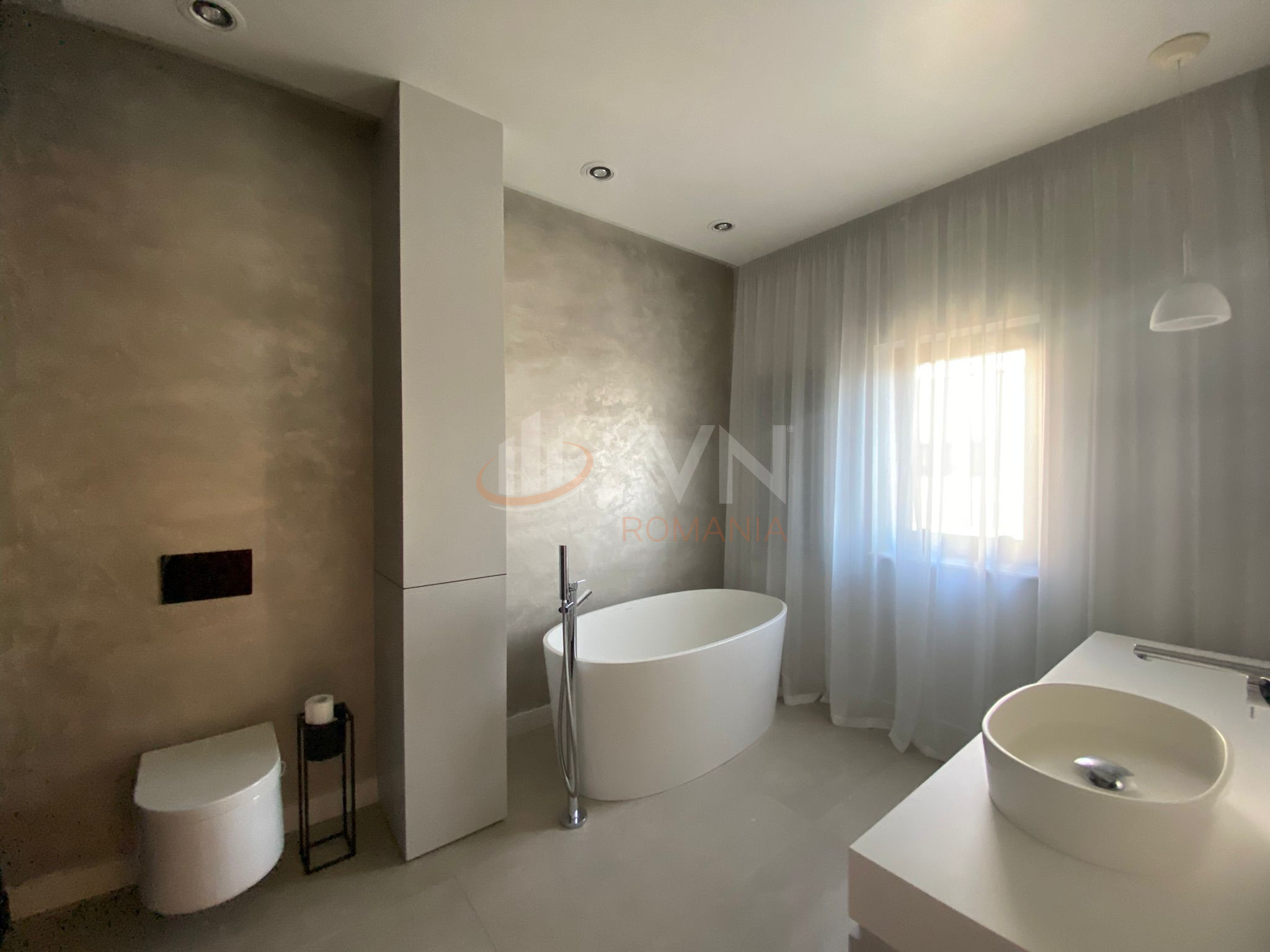 3 camere cu loc parcare subteran inclus Bucuresti/Baneasa