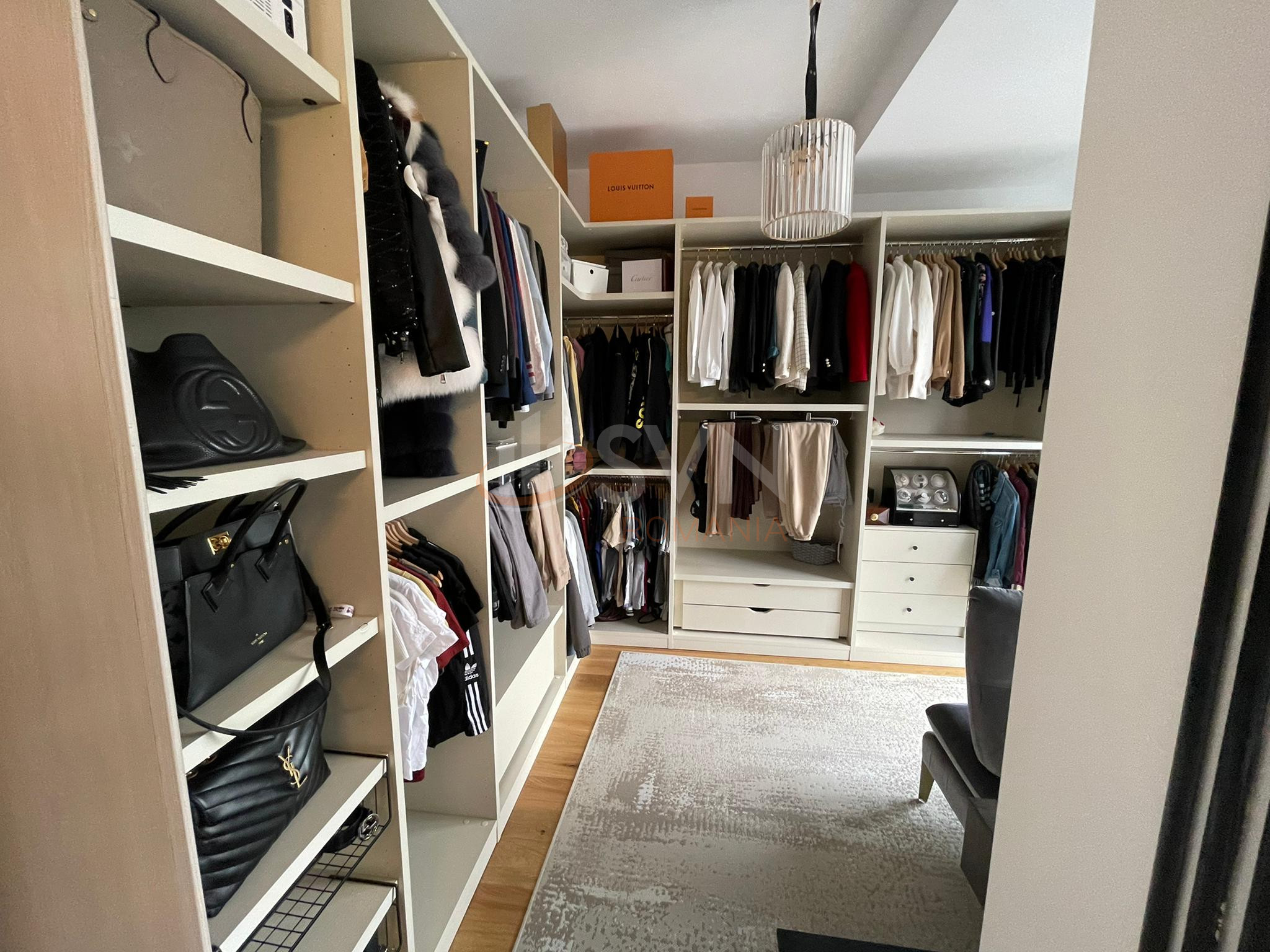 3 camere cu loc parcare subteran inclus Bucuresti/Baneasa