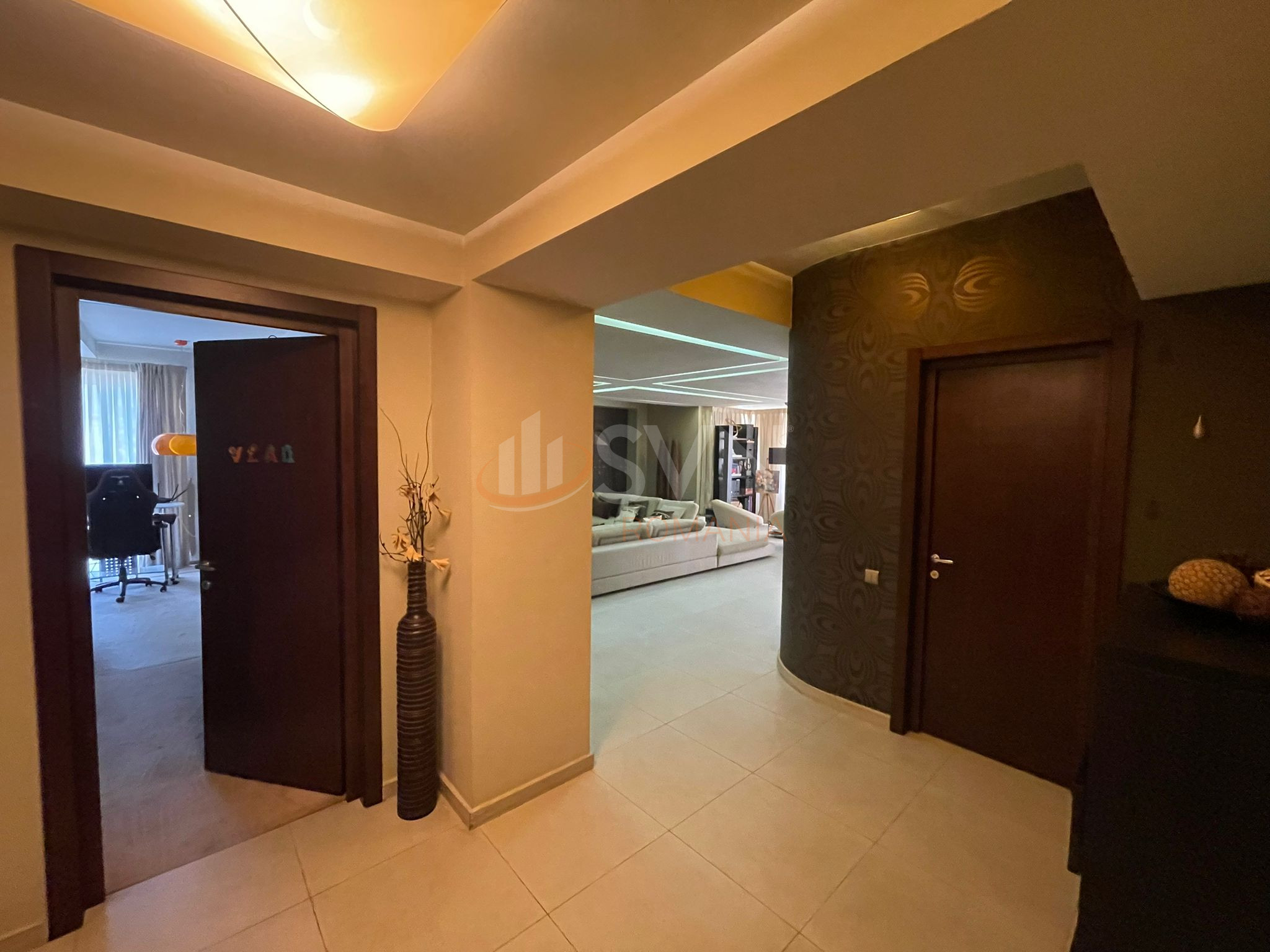 3 camere cu loc parcare subteran inclus Bucuresti/Herastrau