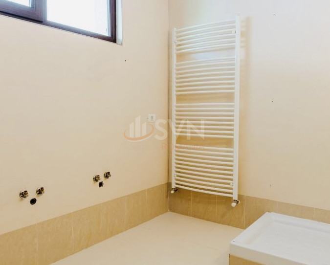 3 camere cu loc parcare subteran inclus Bucuresti/Herastrau