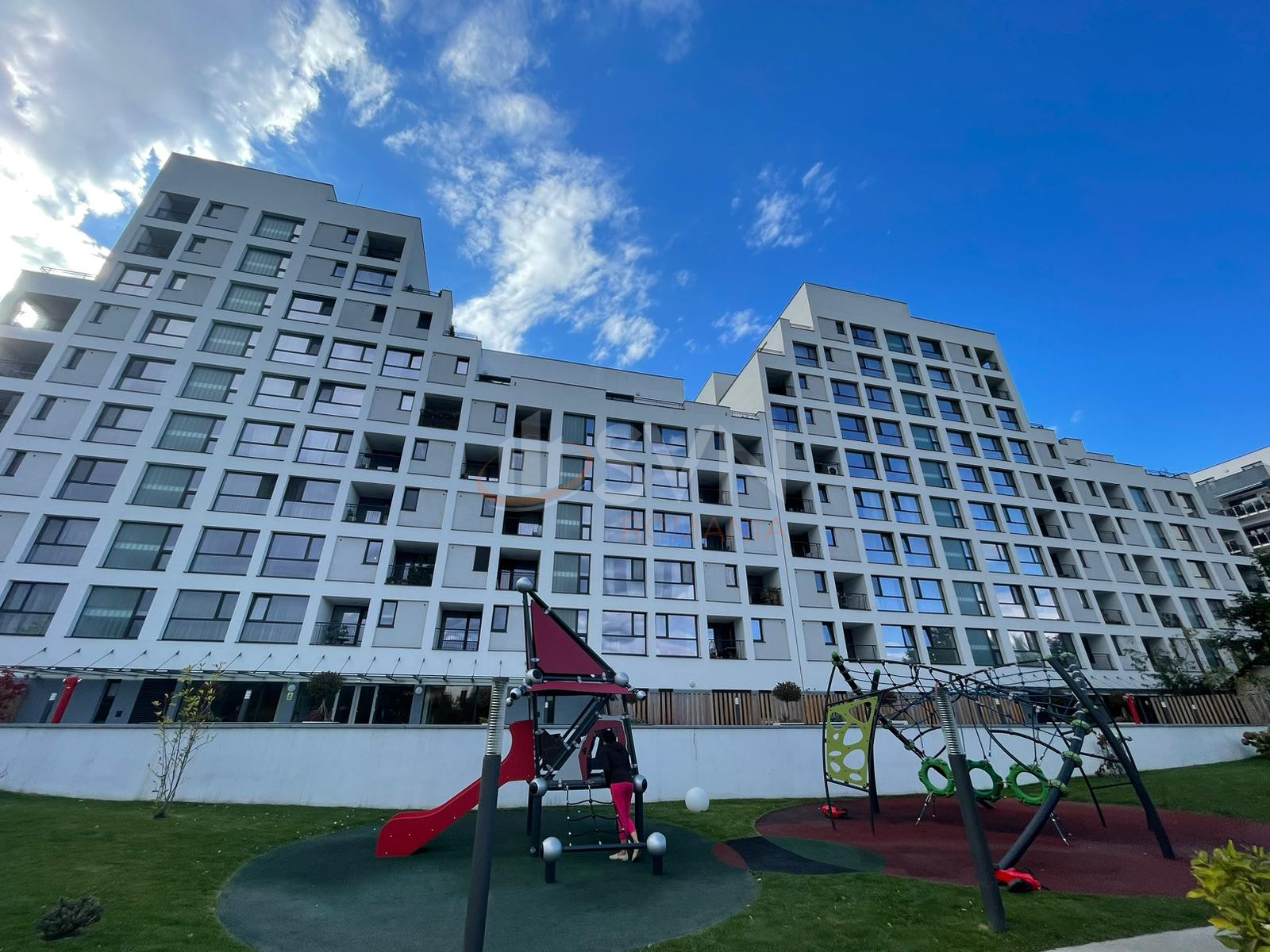 3 camere cu loc parcare subteran inclus Bucuresti/Baneasa