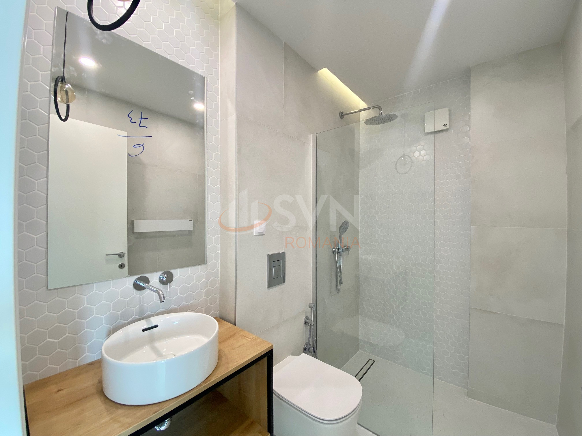 3 camere cu loc parcare subteran inclus Bucuresti/Dorobanti