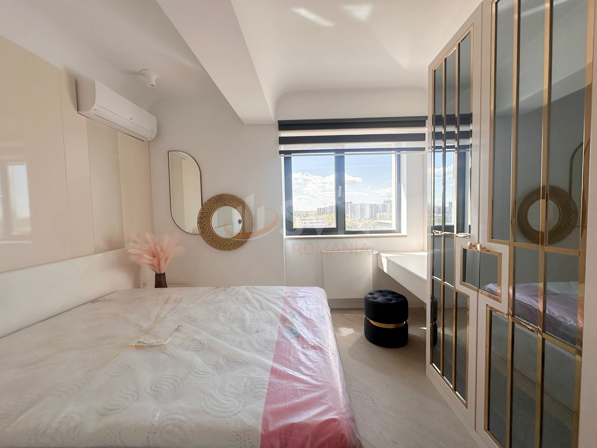 3 camere cu loc parcare subteran inclus Bucuresti/Pipera