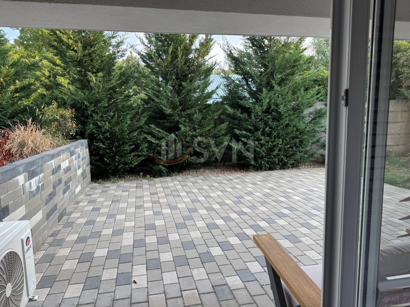 3 camere cu loc parcare subteran inclus Bucuresti/Pipera