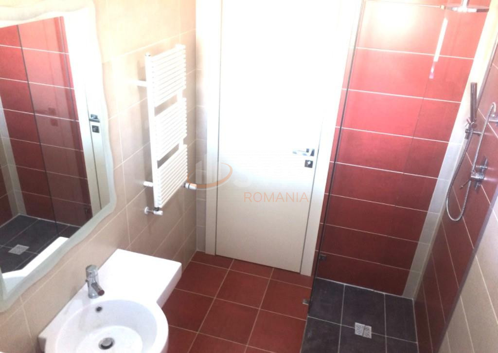 3 camere cu loc parcare subteran inclus Bucuresti/Victoriei