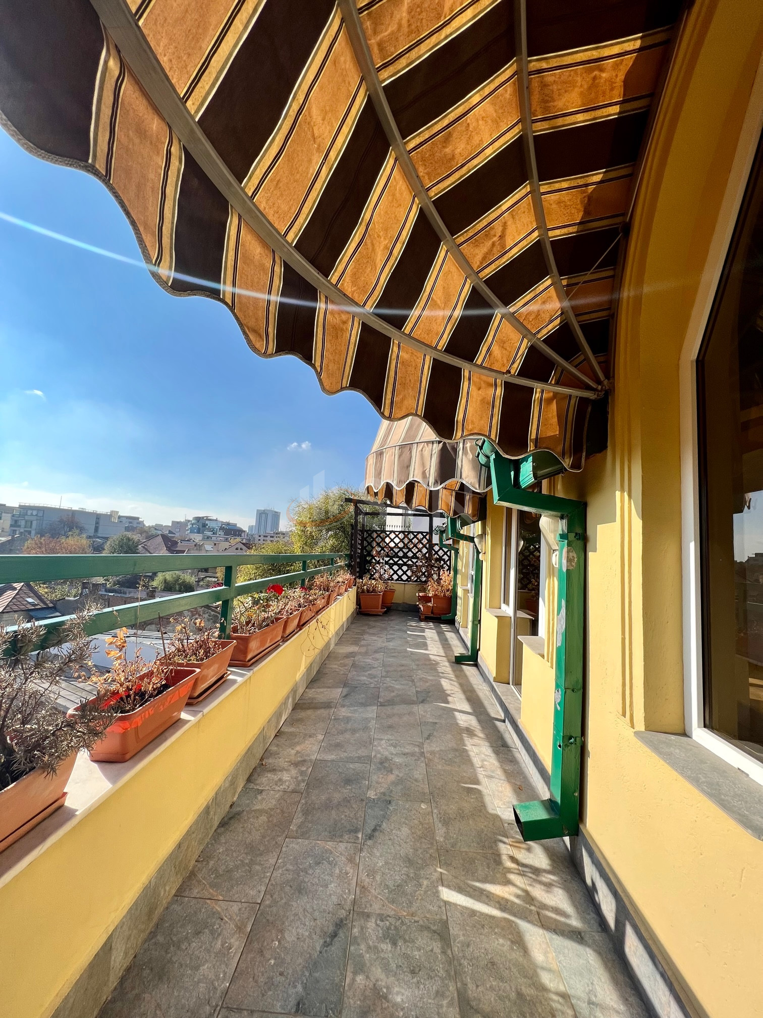 3 camere cu loc parcare subteran inclus Bucuresti/Polona