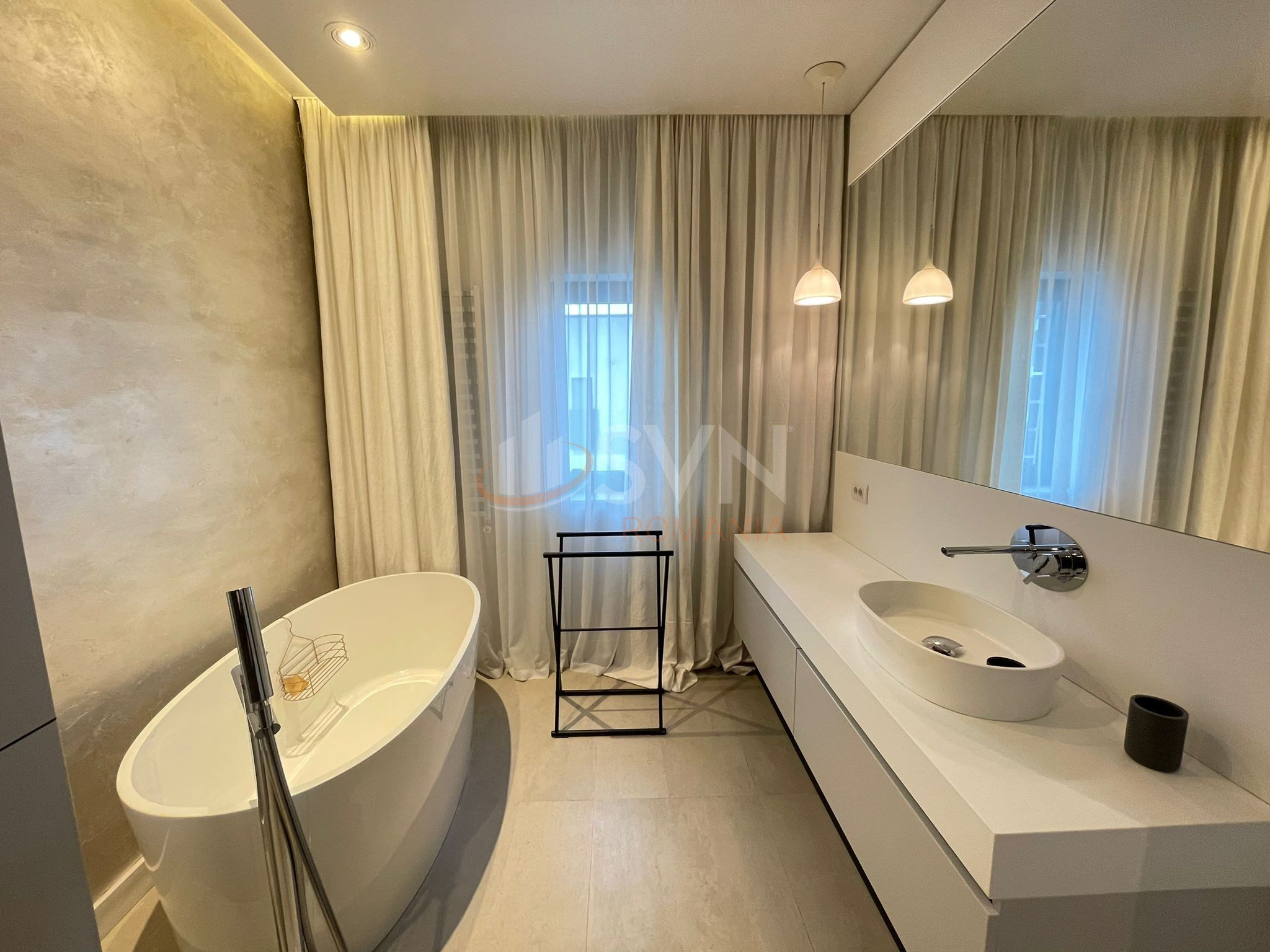 3 camere cu loc parcare subteran inclus Bucuresti/Baneasa