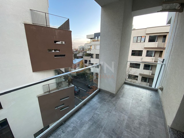 3 camere cu loc parcare subteran inclus Bucuresti/Domenii