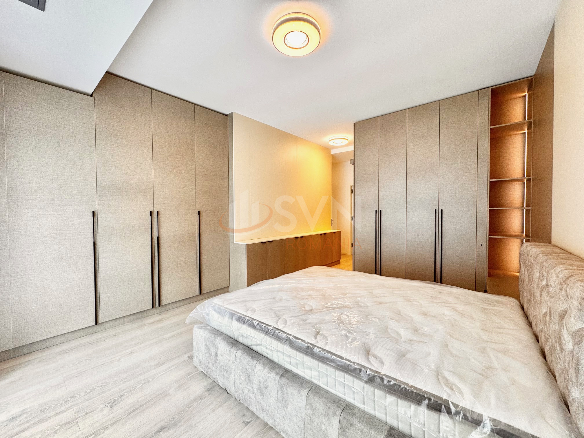 3 camere cu loc parcare subteran inclus Bucuresti/Herastrau