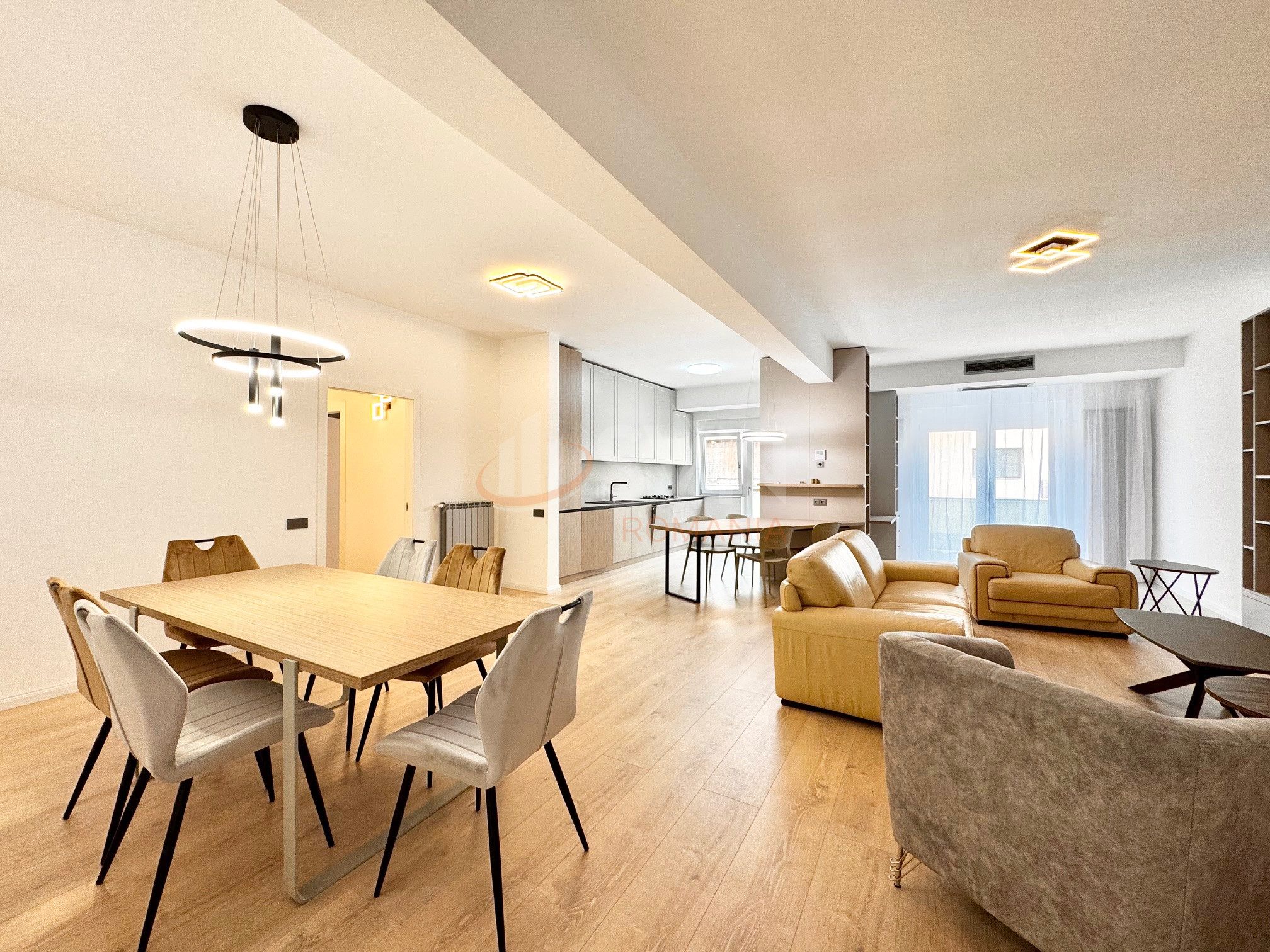 3 camere cu loc parcare subteran inclus Bucuresti/Herastrau