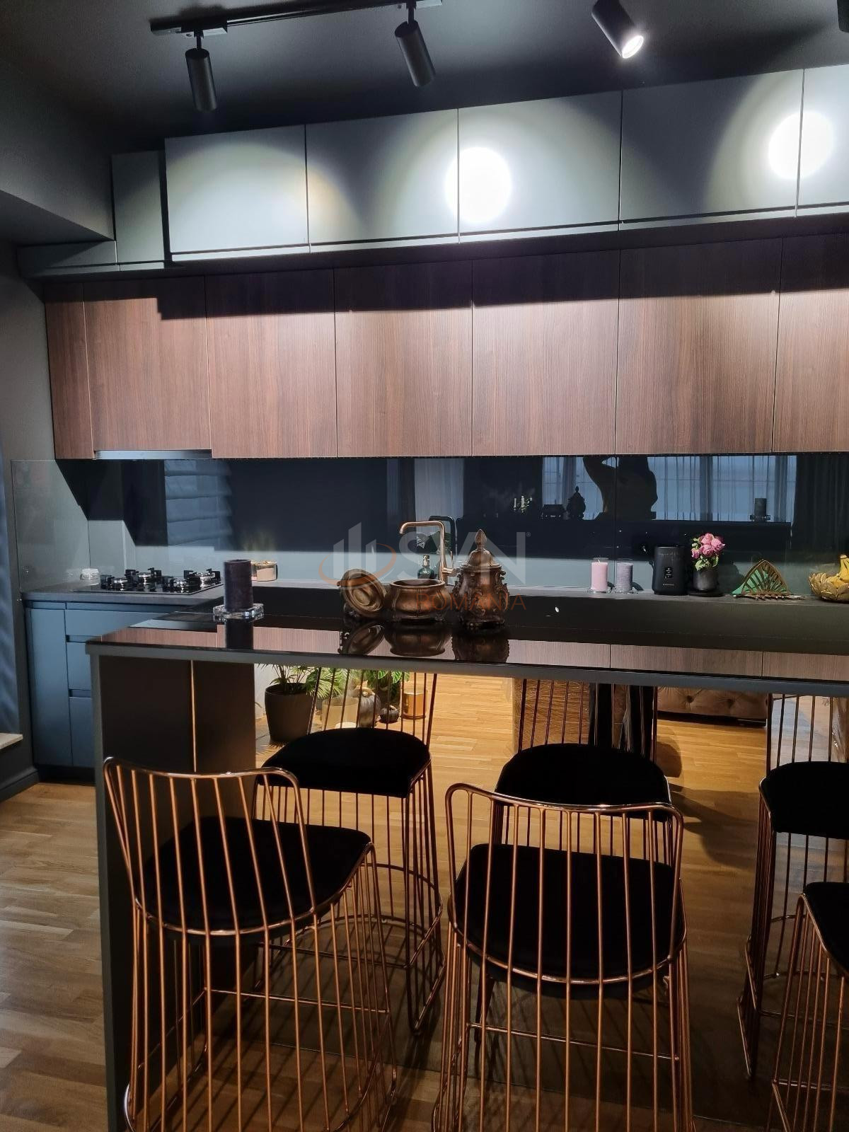 3 camere cu loc parcare subteran inclus Bucuresti/Pipera