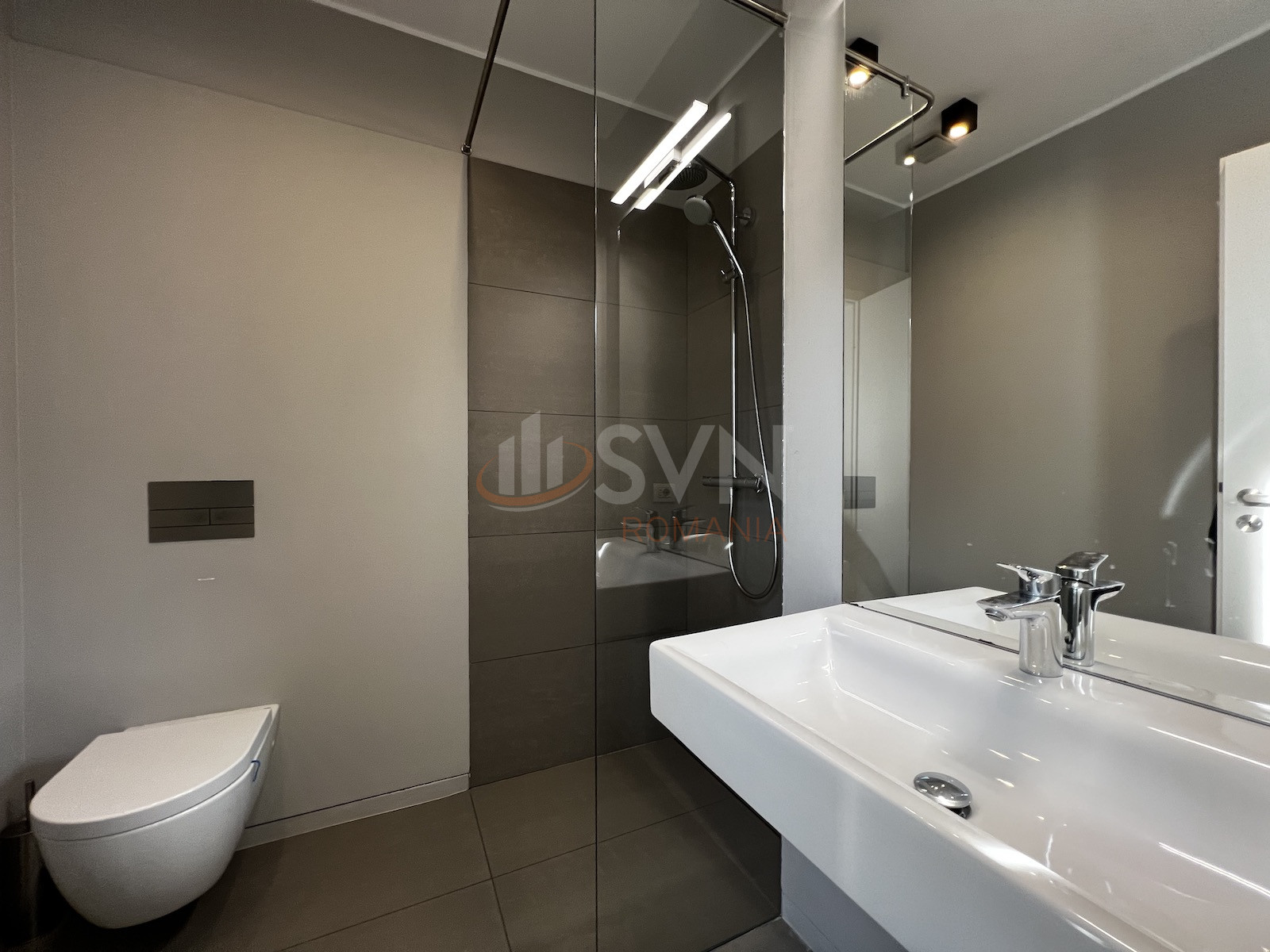 3 camere cu loc parcare subteran inclus Bucuresti/Gradina Icoanei