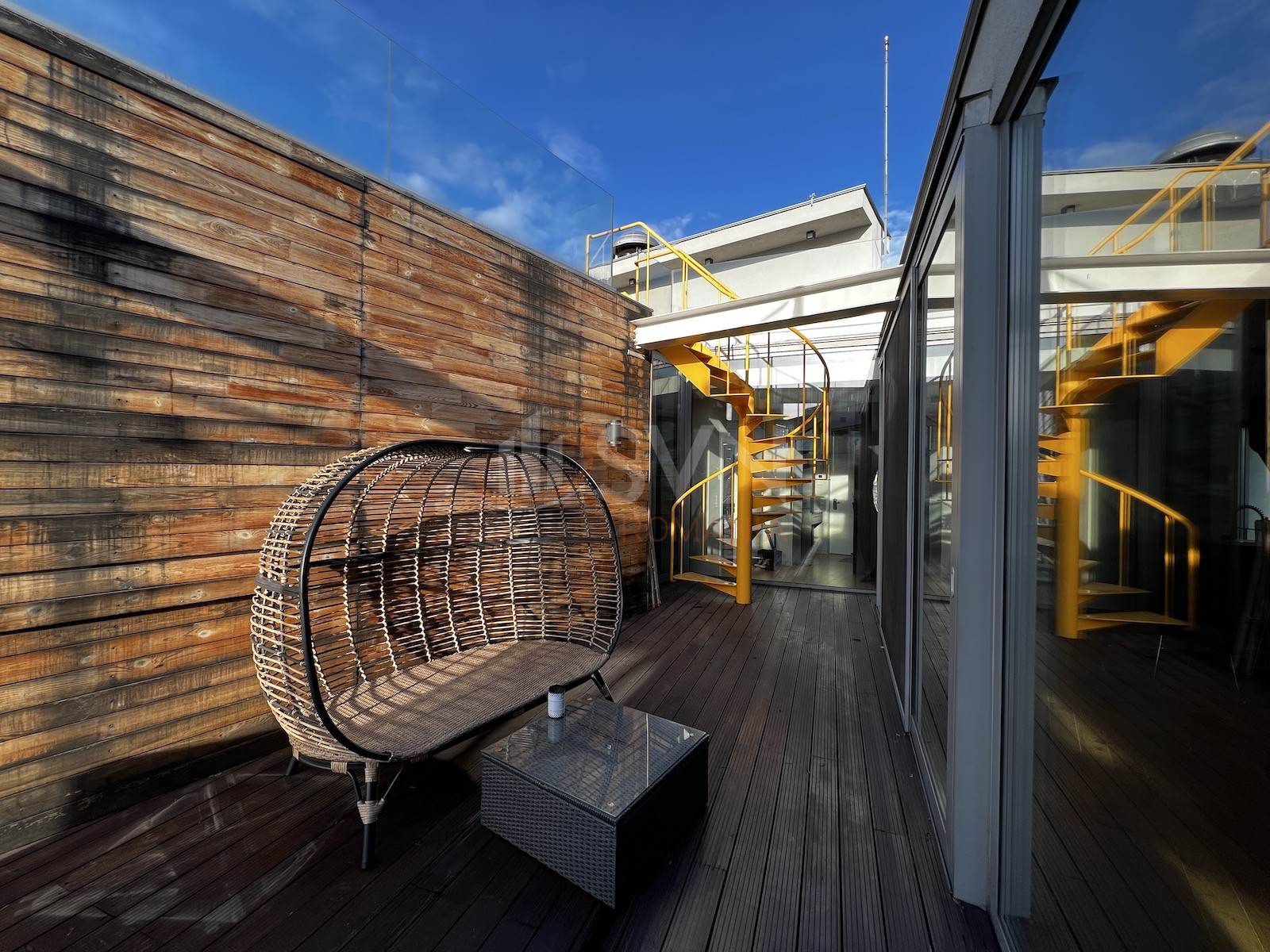 3 camere cu loc parcare subteran inclus Bucuresti/Gradina Icoanei