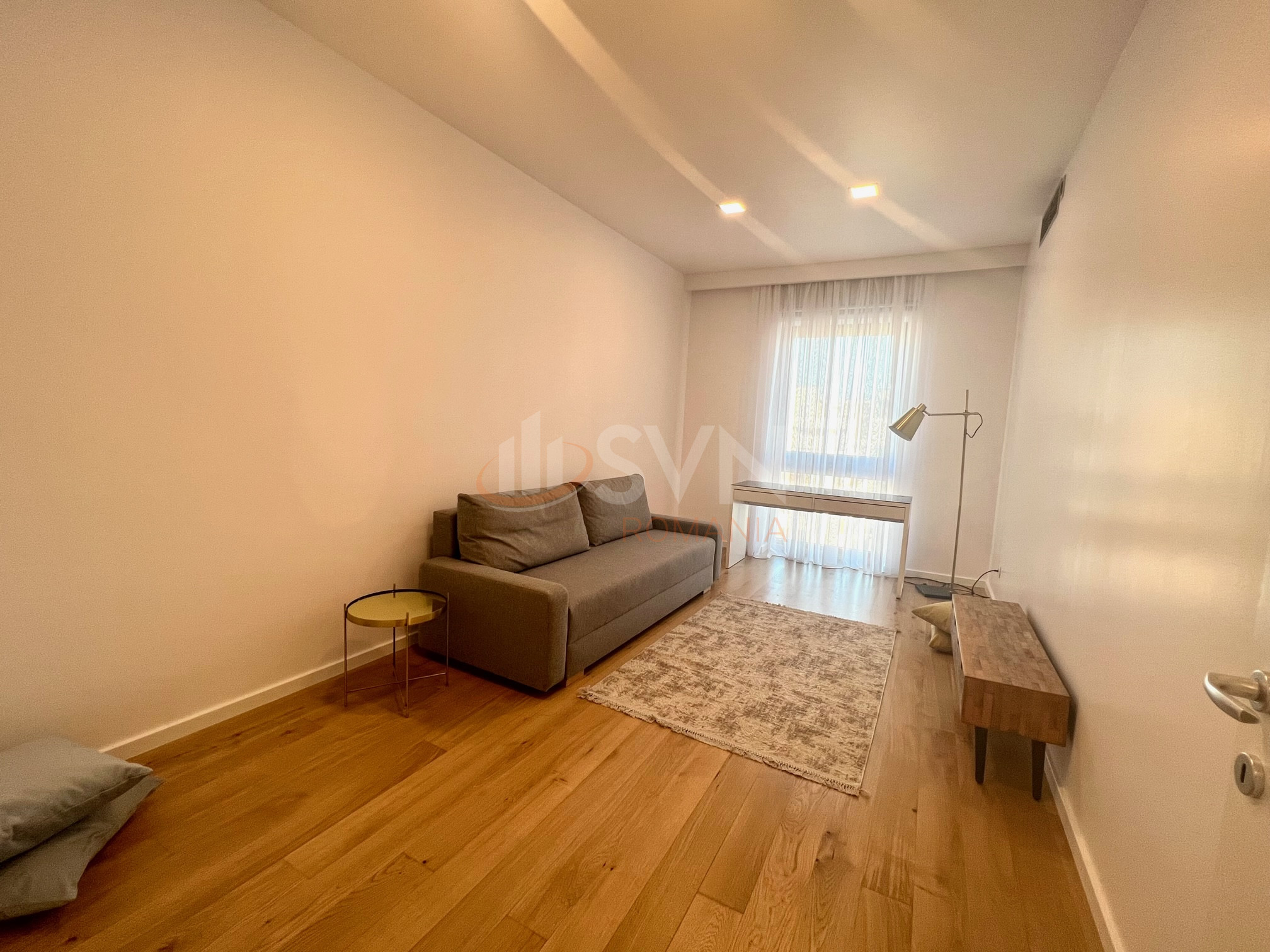 3 camere cu loc parcare subteran inclus Bucuresti/Herastrau