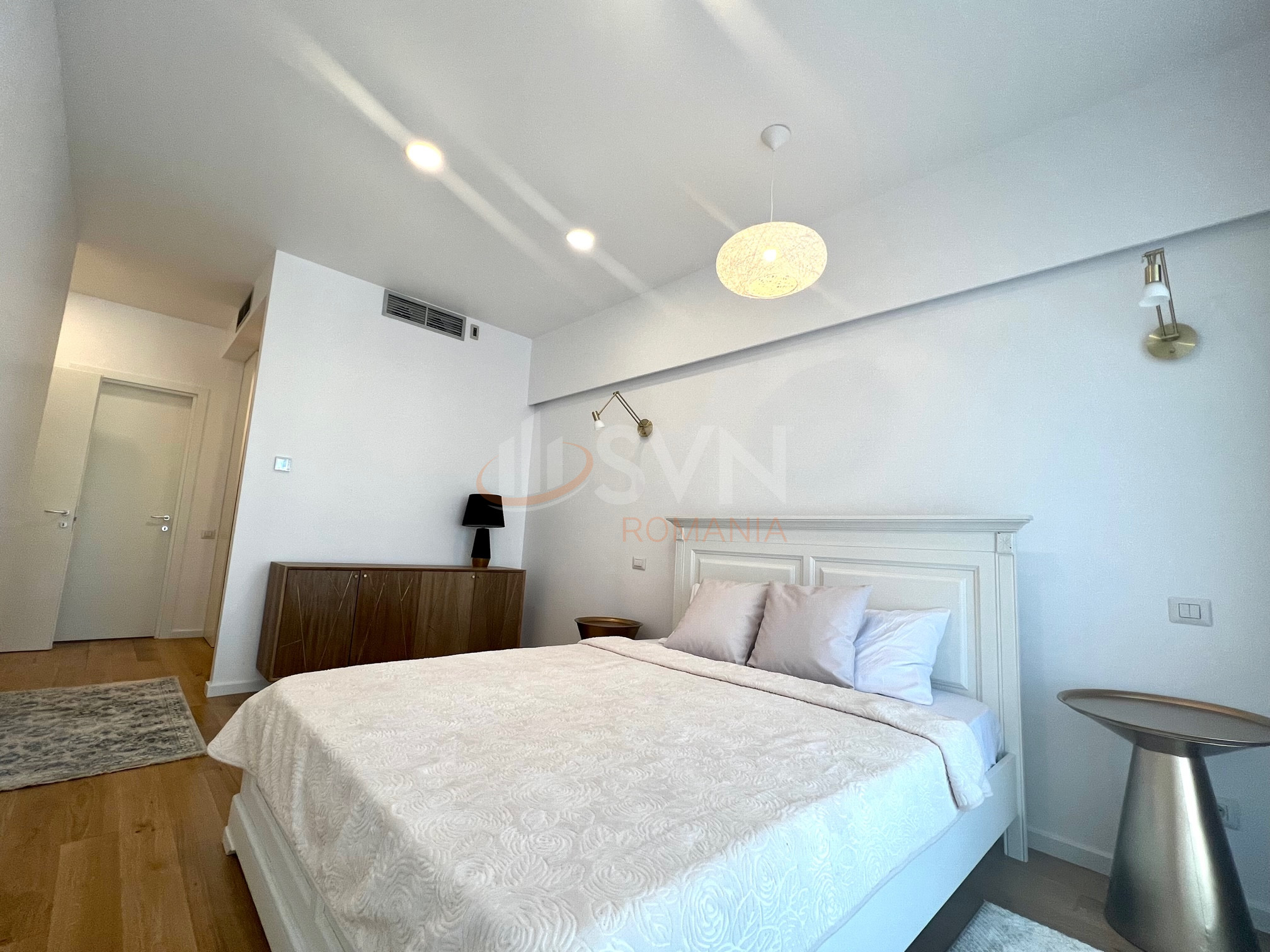 3 camere cu loc parcare subteran inclus Bucuresti/Herastrau