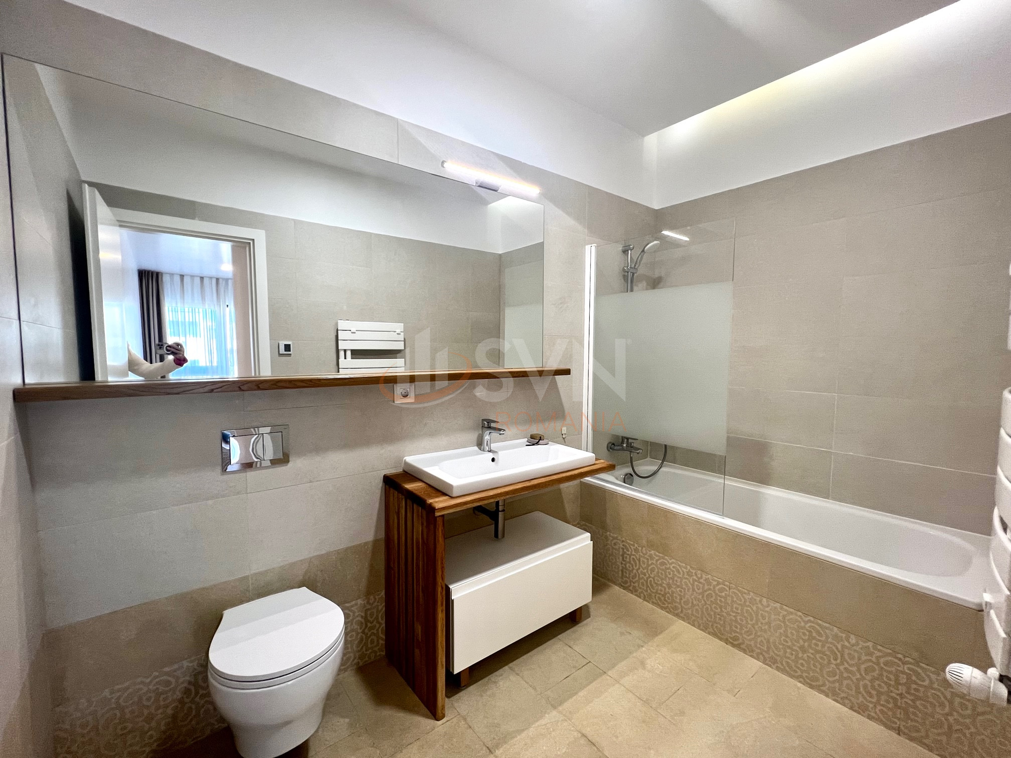 3 camere cu loc parcare subteran inclus Bucuresti/Herastrau