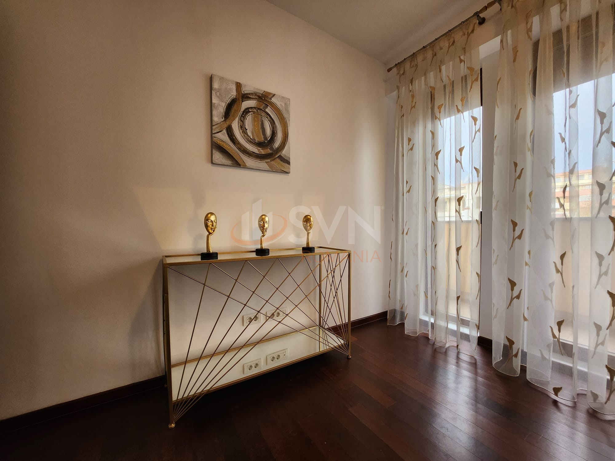 3 camere cu loc parcare subteran inclus Bucuresti/Herastrau