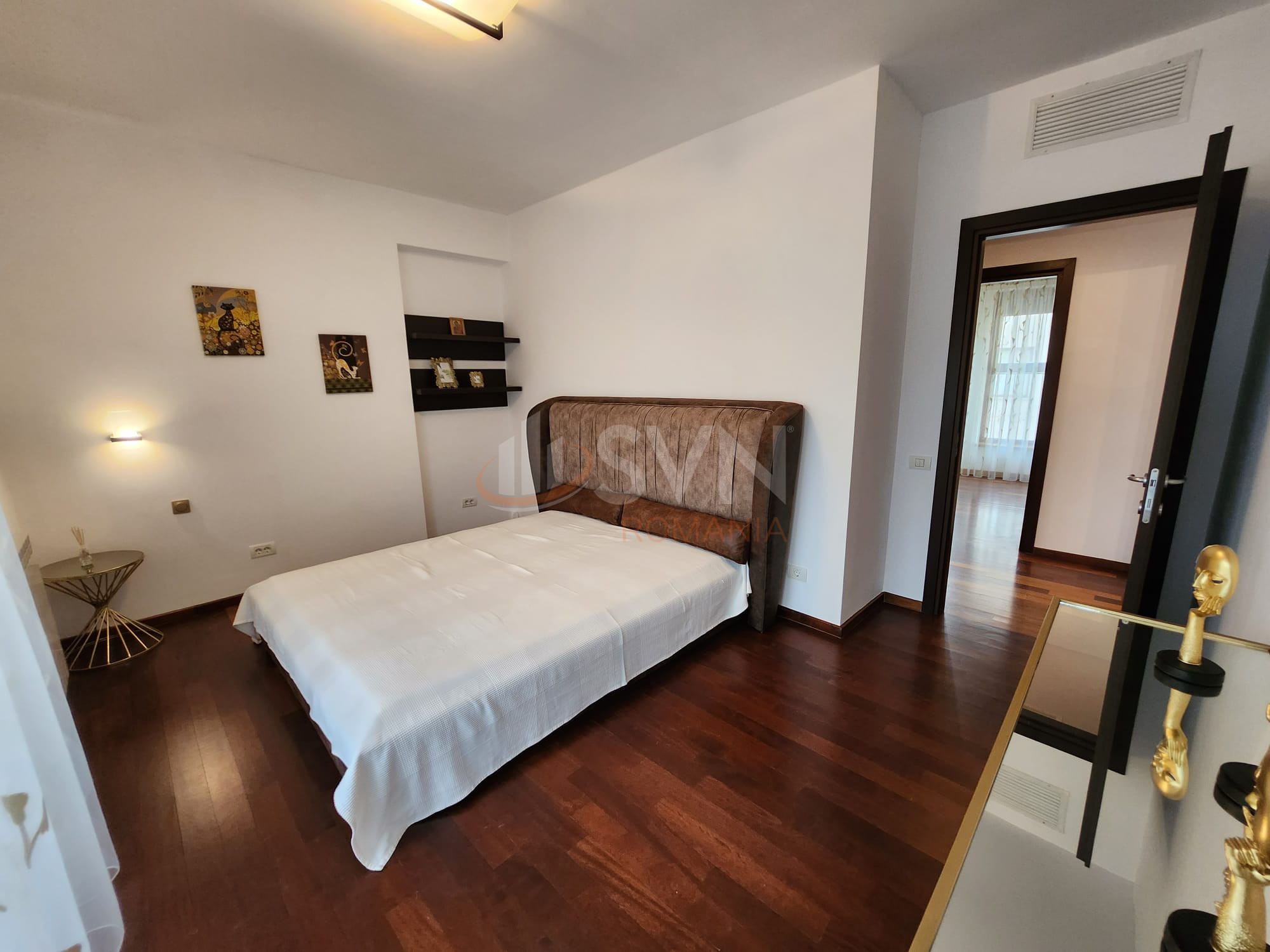 3 camere cu loc parcare subteran inclus Bucuresti/Herastrau