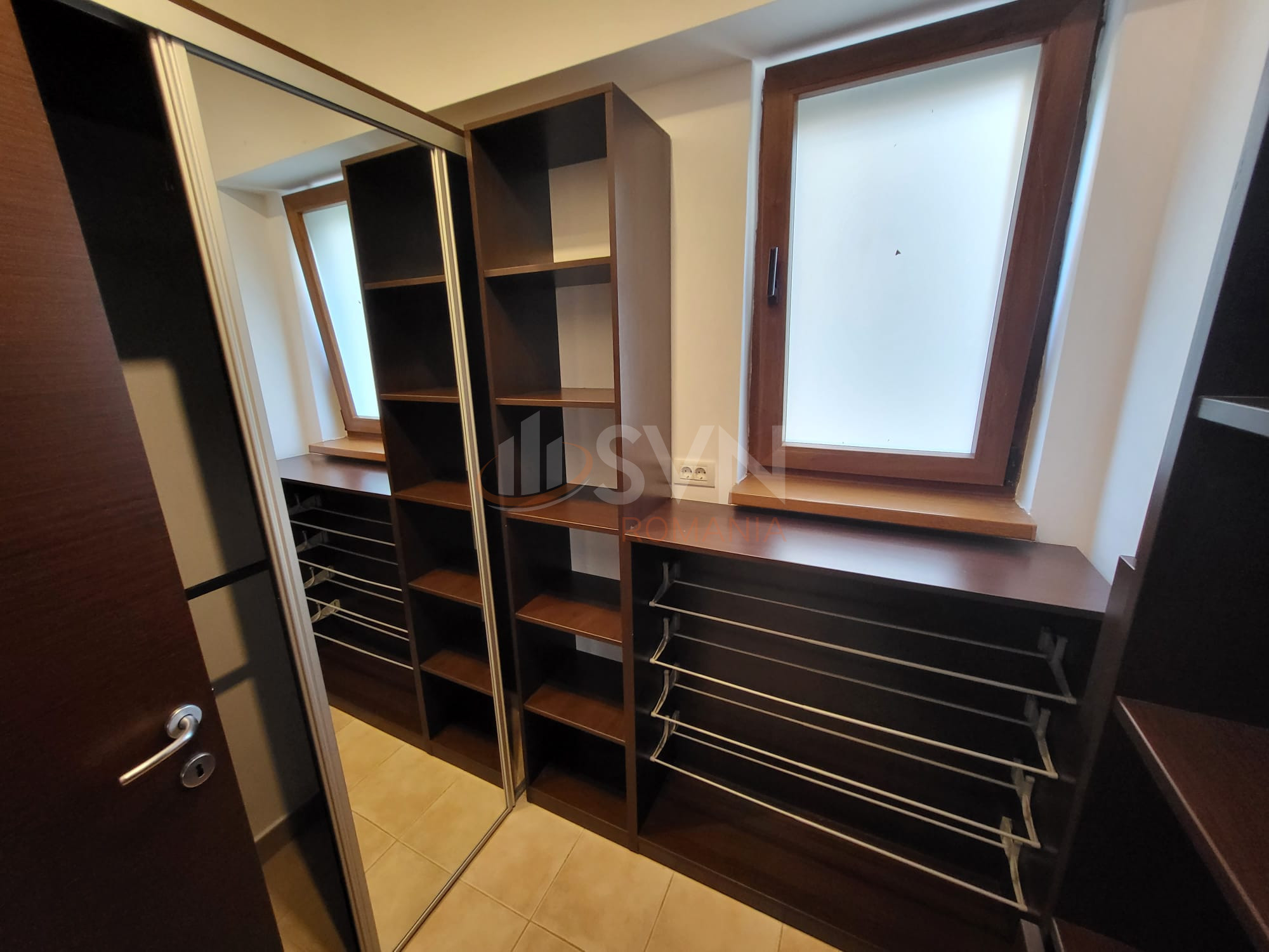 3 camere cu loc parcare subteran inclus Bucuresti/Herastrau