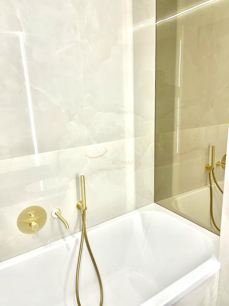 3 camere cu loc parcare subteran inclus Bucuresti/Pipera