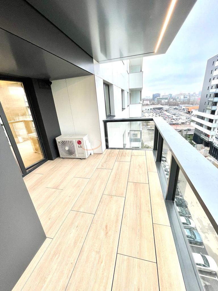 3 camere cu loc parcare subteran inclus Bucuresti/Pipera