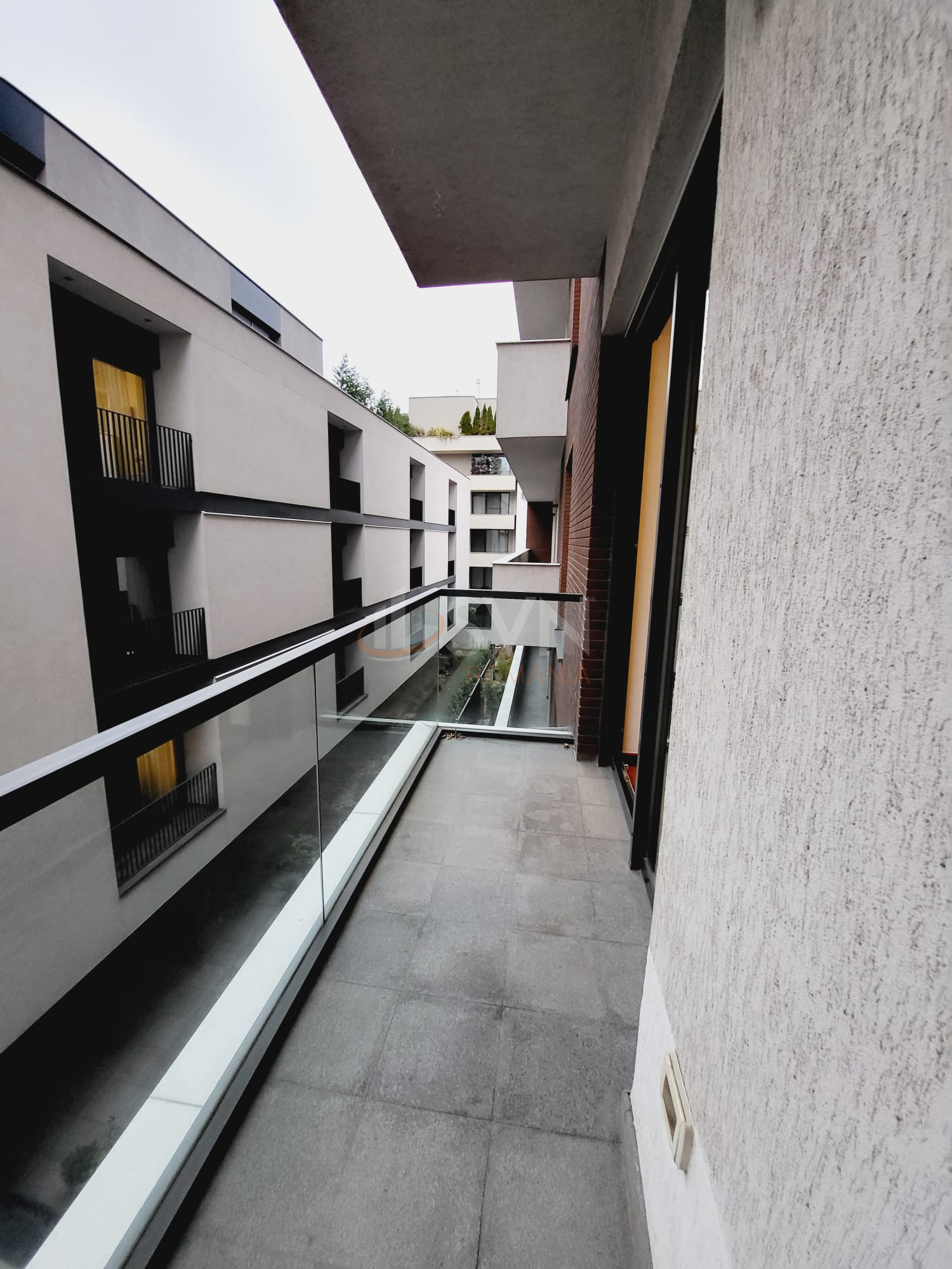 3 camere cu loc parcare subteran inclus Bucuresti/Primaverii