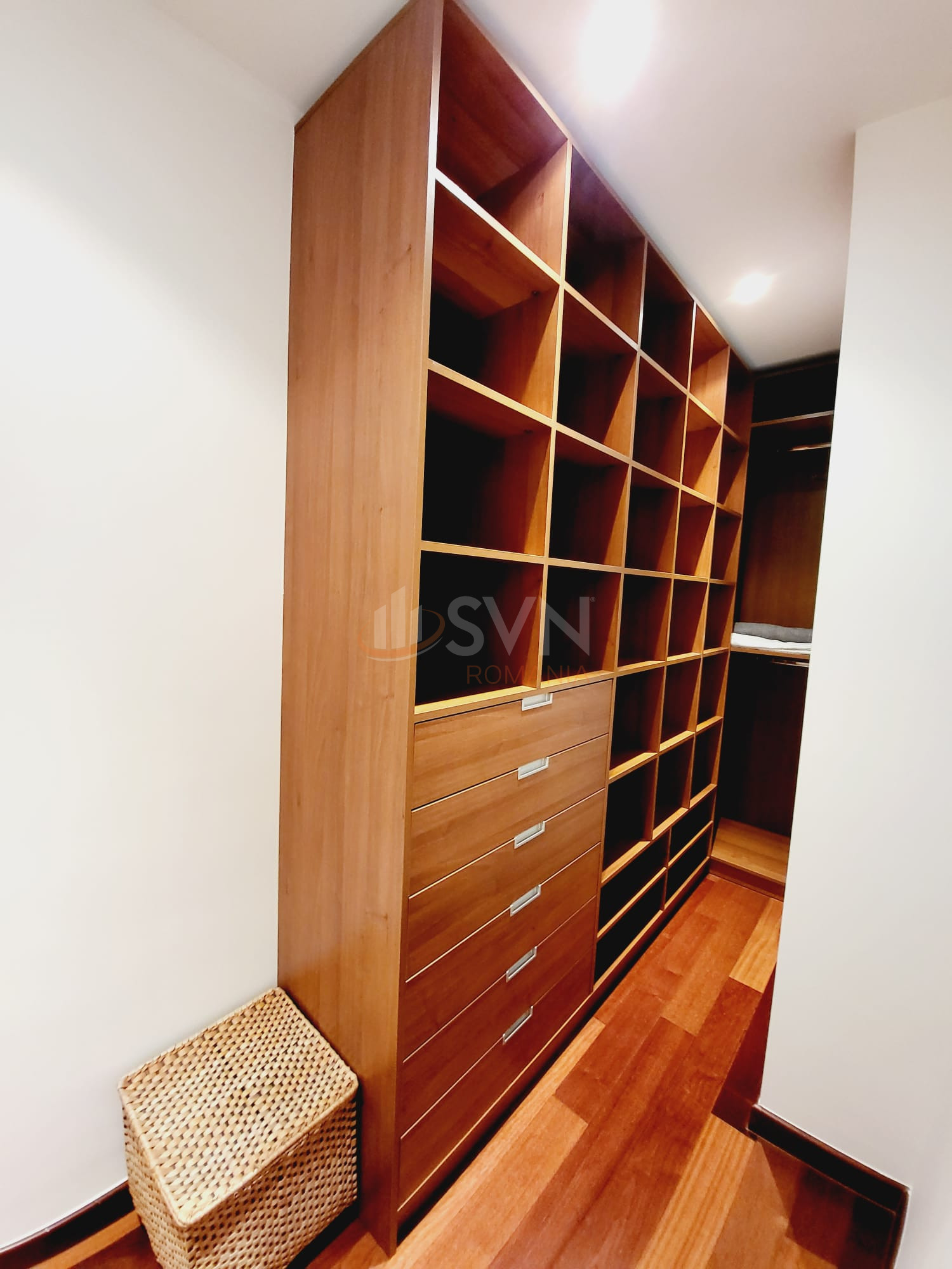 3 camere cu loc parcare subteran inclus Bucuresti/Primaverii