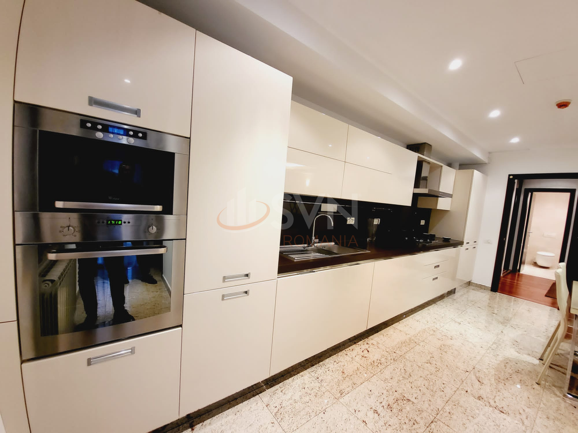 3 camere cu loc parcare subteran inclus Bucuresti/Primaverii