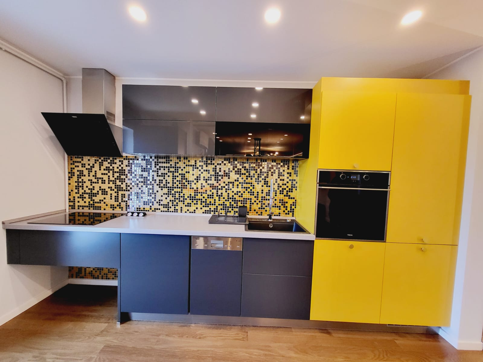 3 camere cu loc parcare subteran inclus Bucuresti/Pipera